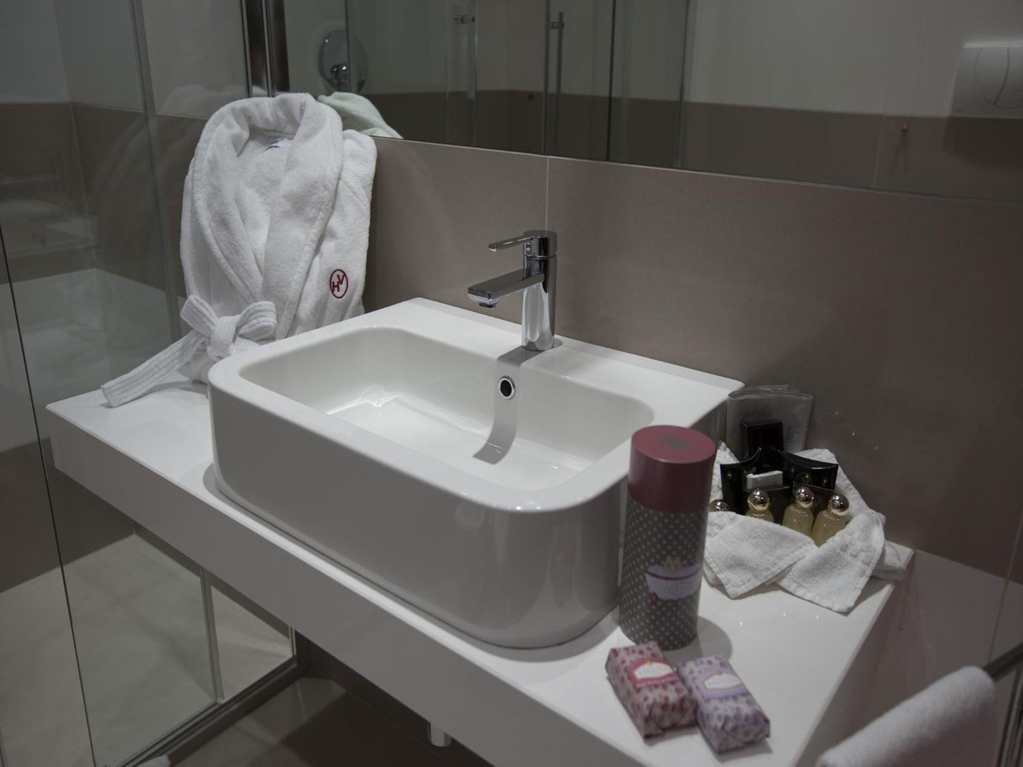 Superior Double or Twin Room photo 2