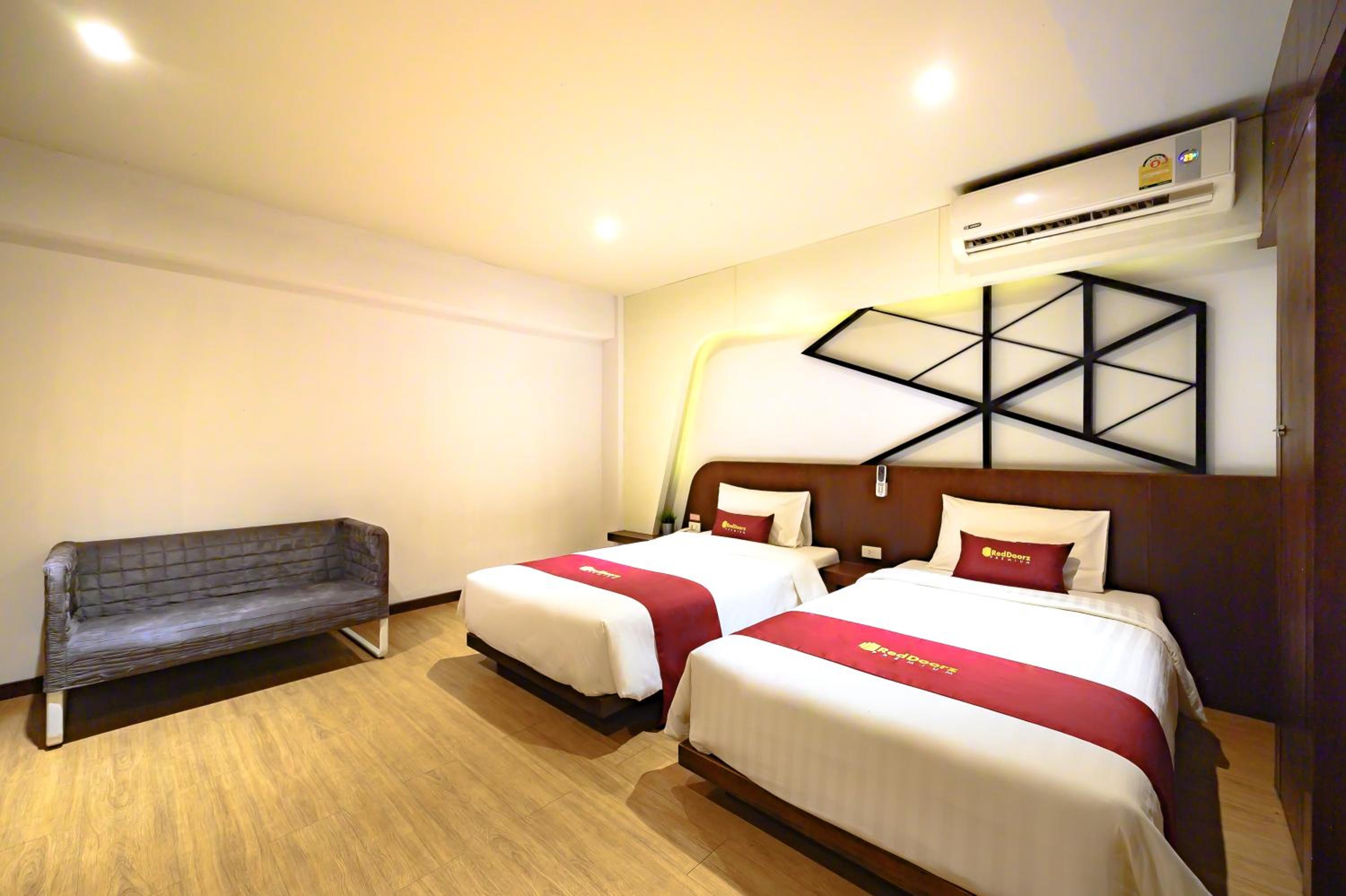 Superior Double or Twin Room photo 3