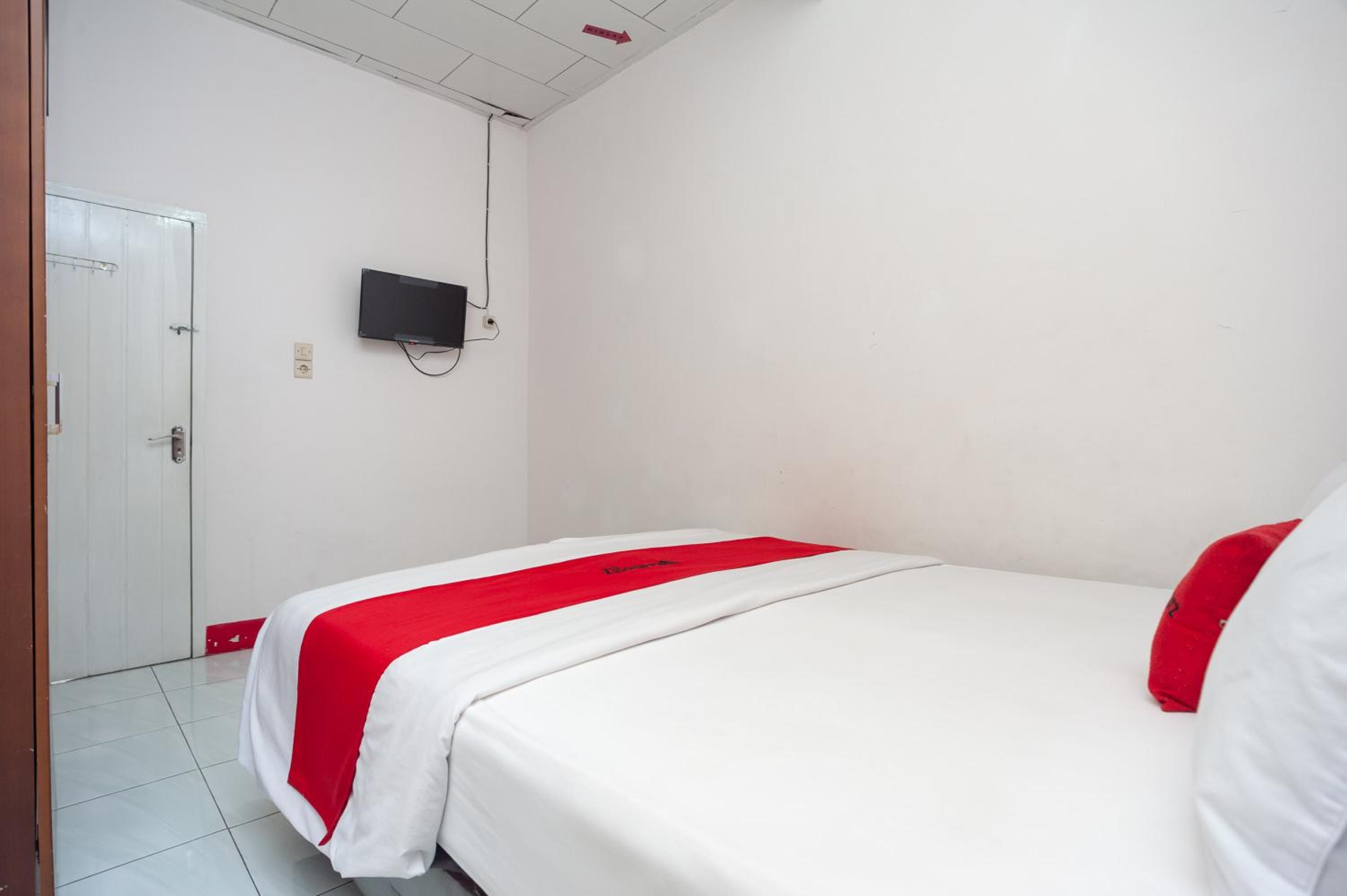 Standard Double Room - Photo 2