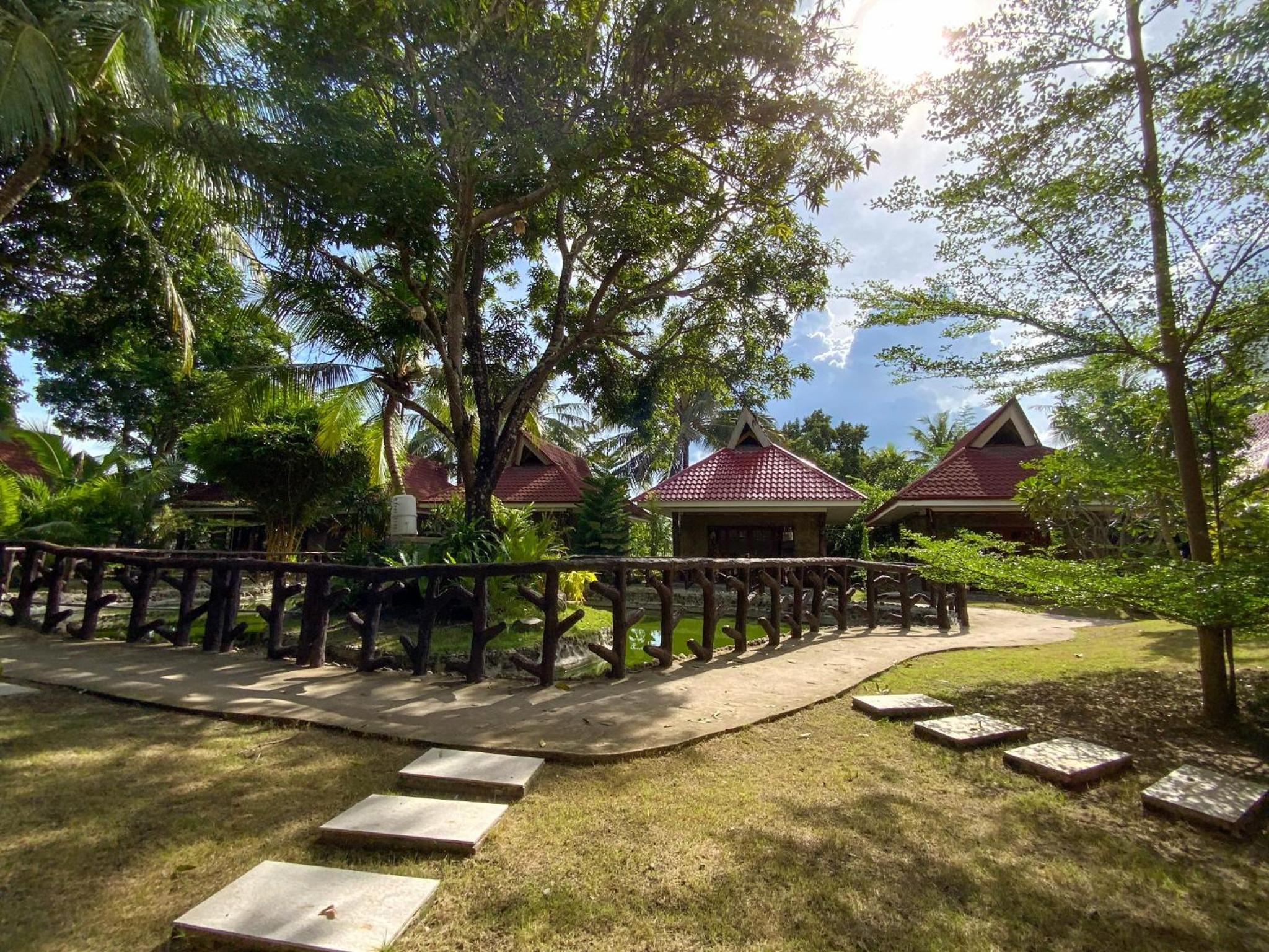King Room with Garden View - Photo 10