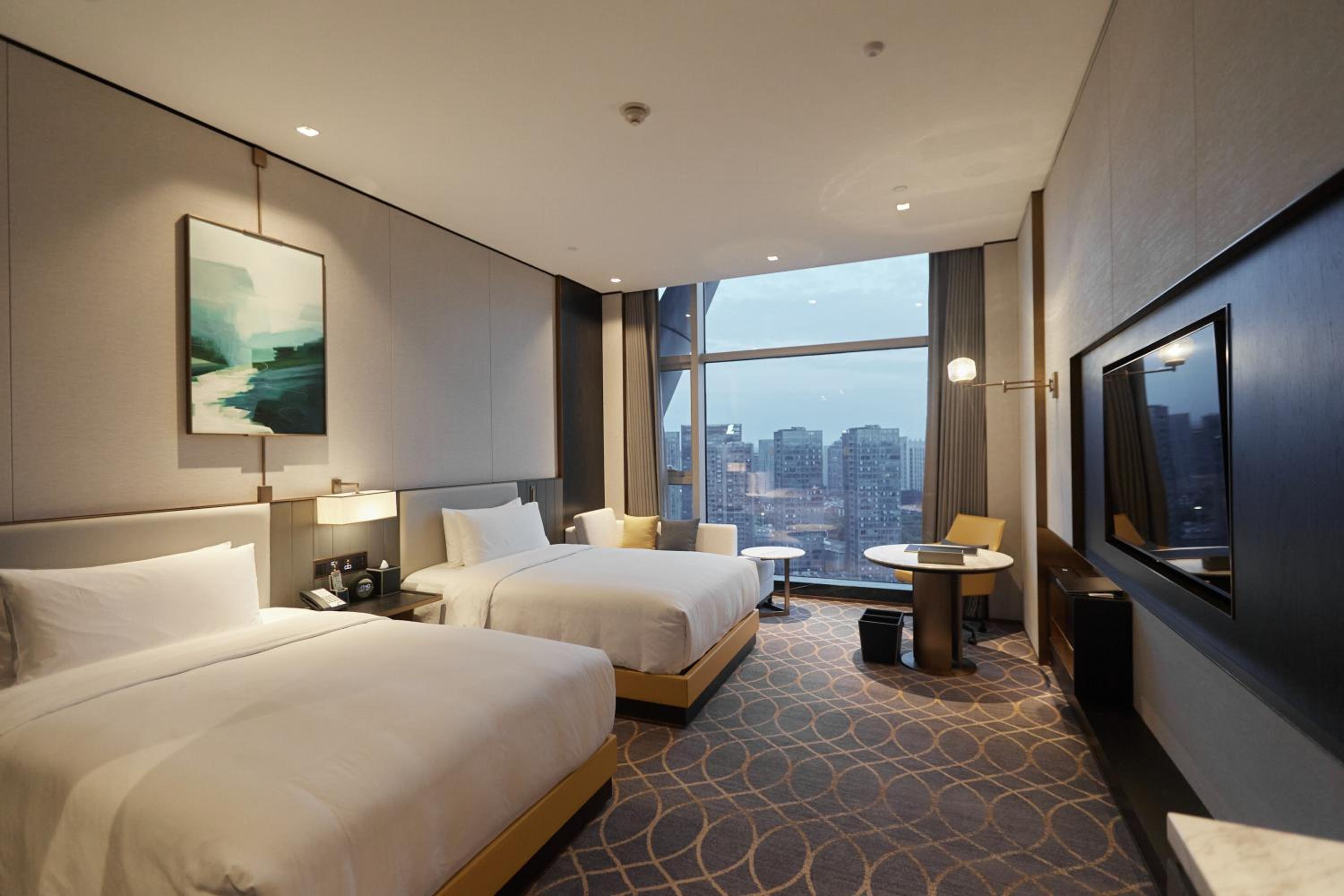 Premium Double Room With Two Double Beds And City View