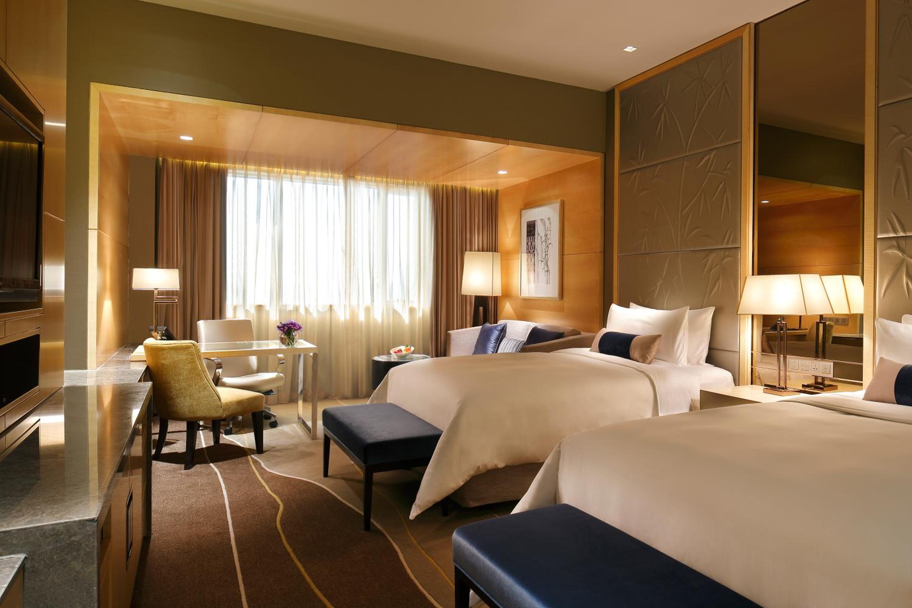 Classic Double Room with Two Double Beds and River View
