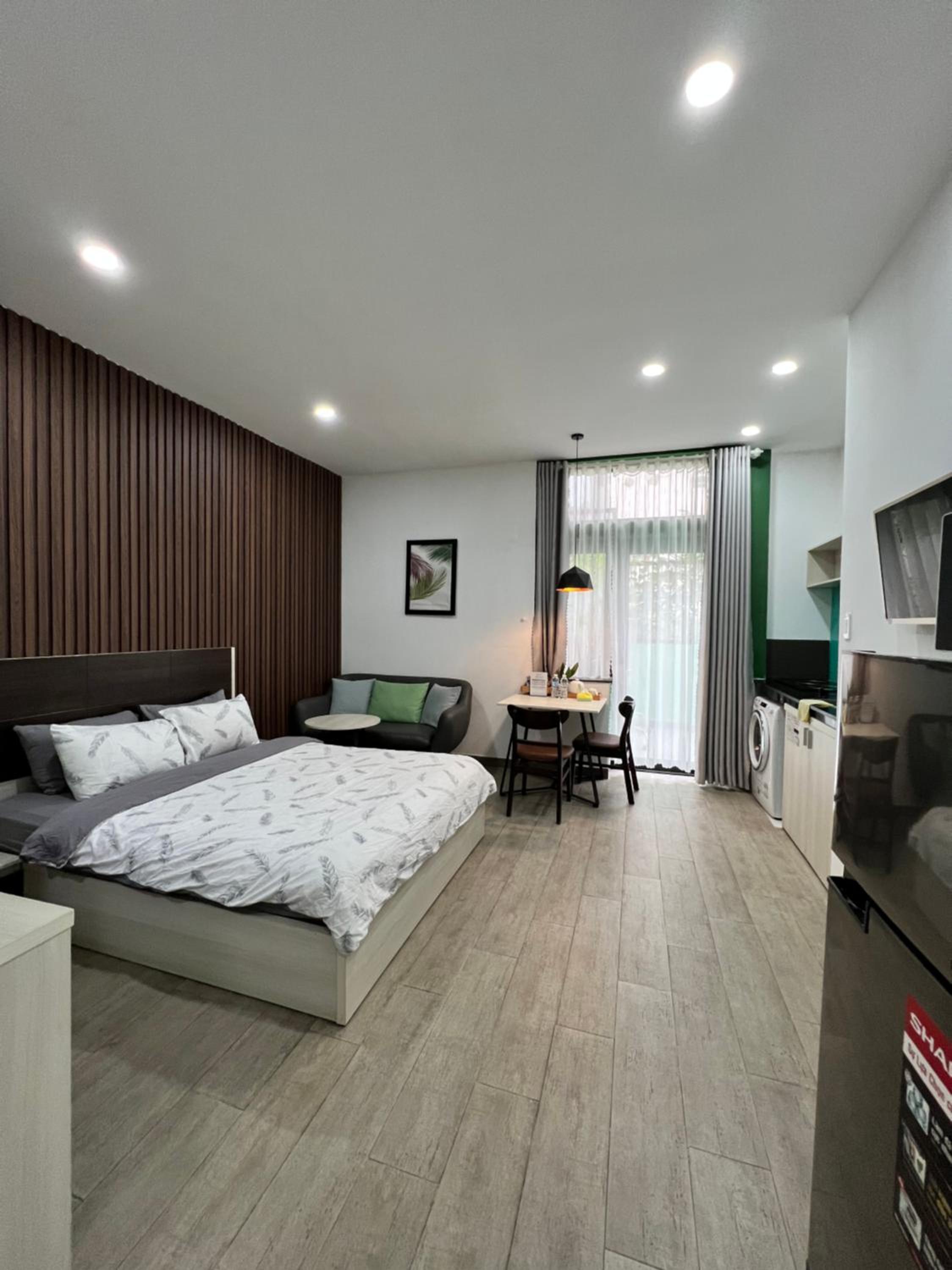 Studio Apartment - Photo 19