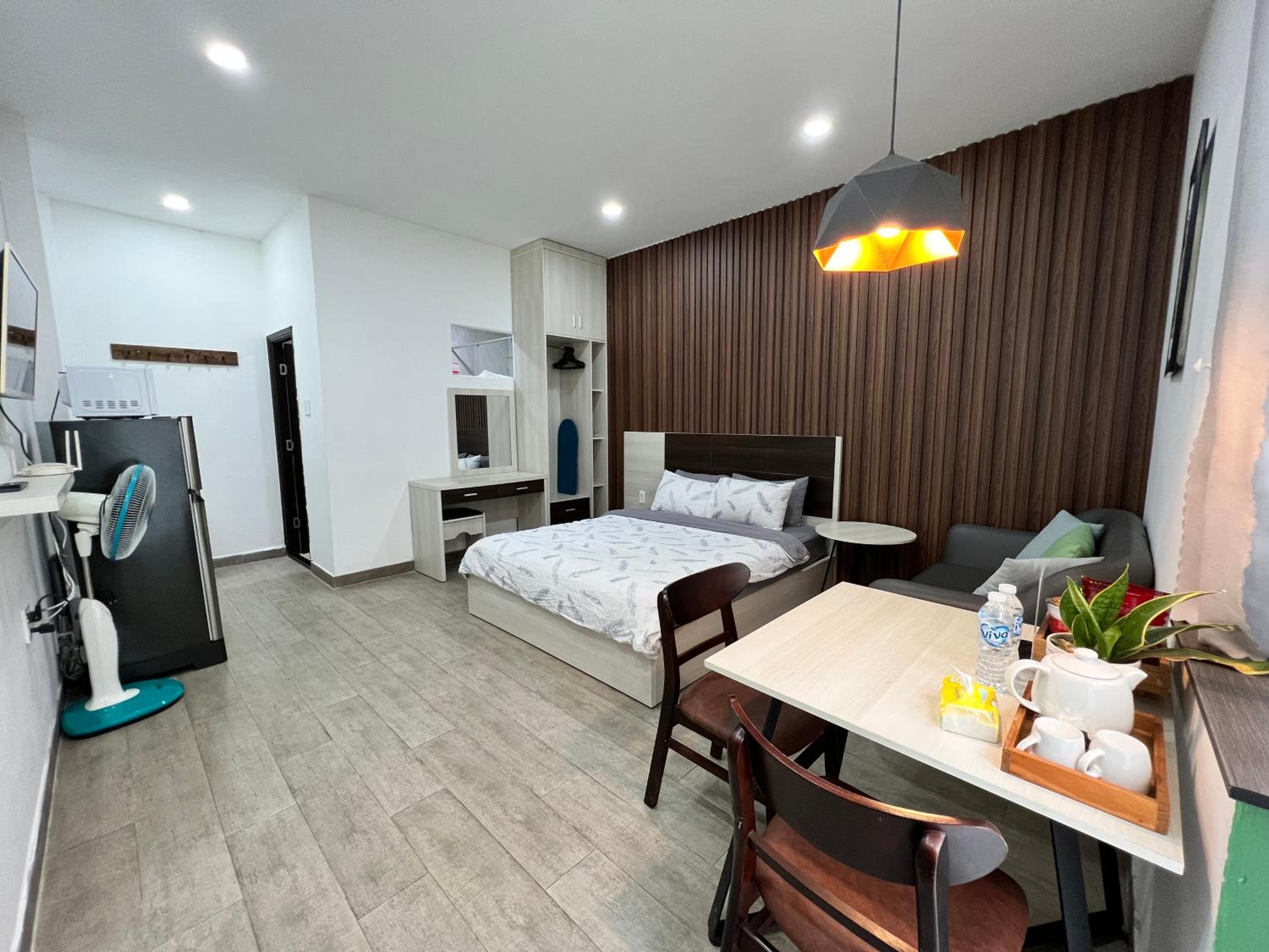 Studio Apartment - Photo 12