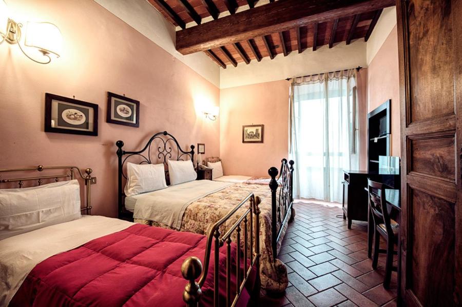 Classic Triple Room - Photo 2