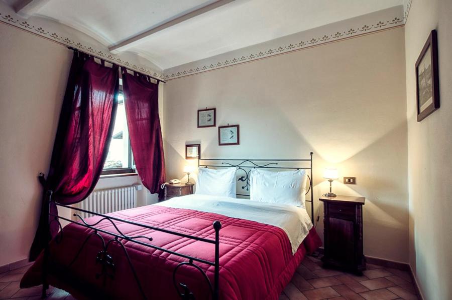 Double Room - Photo 10