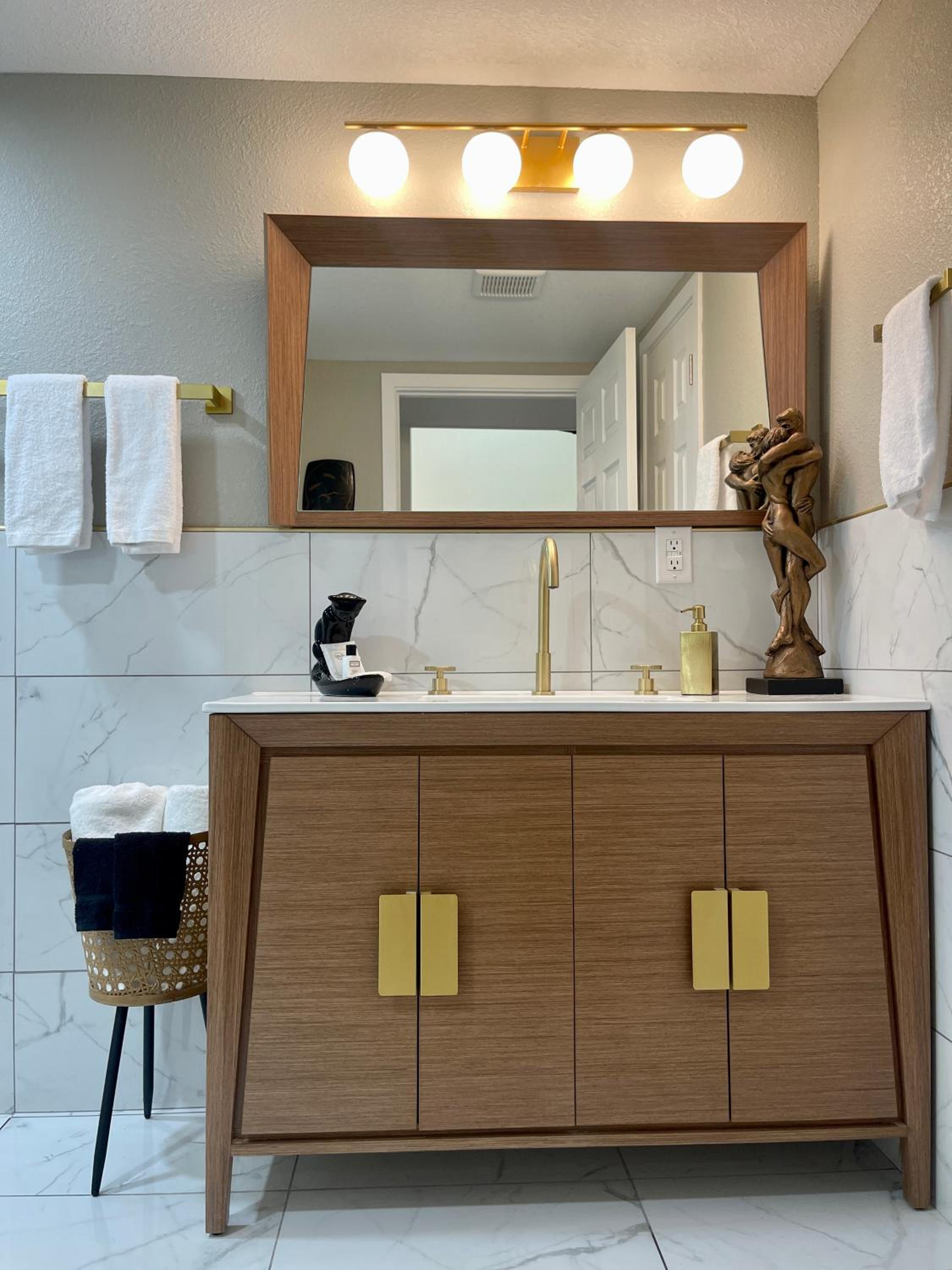 Studio Apartment photo 2