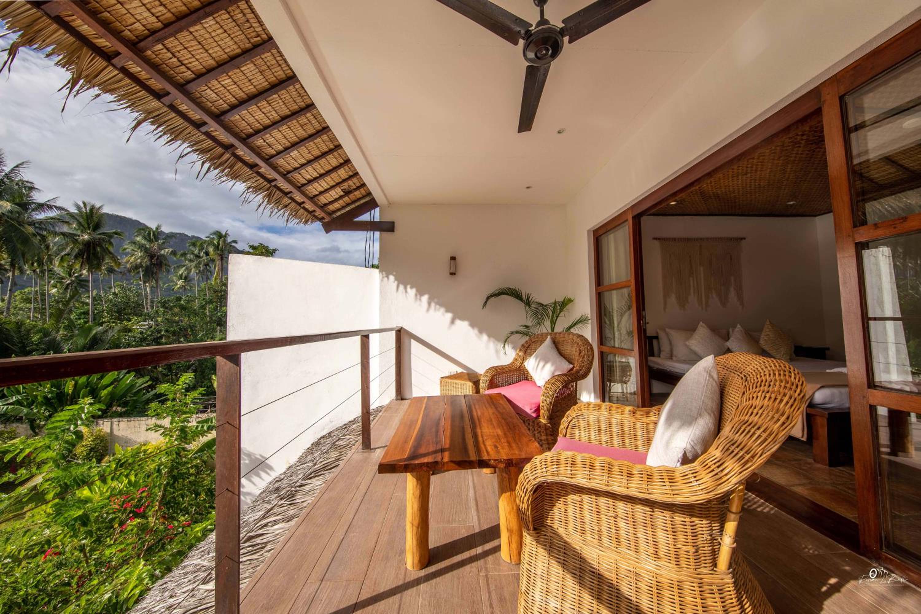 Double Room with Balcony - Photo 3
