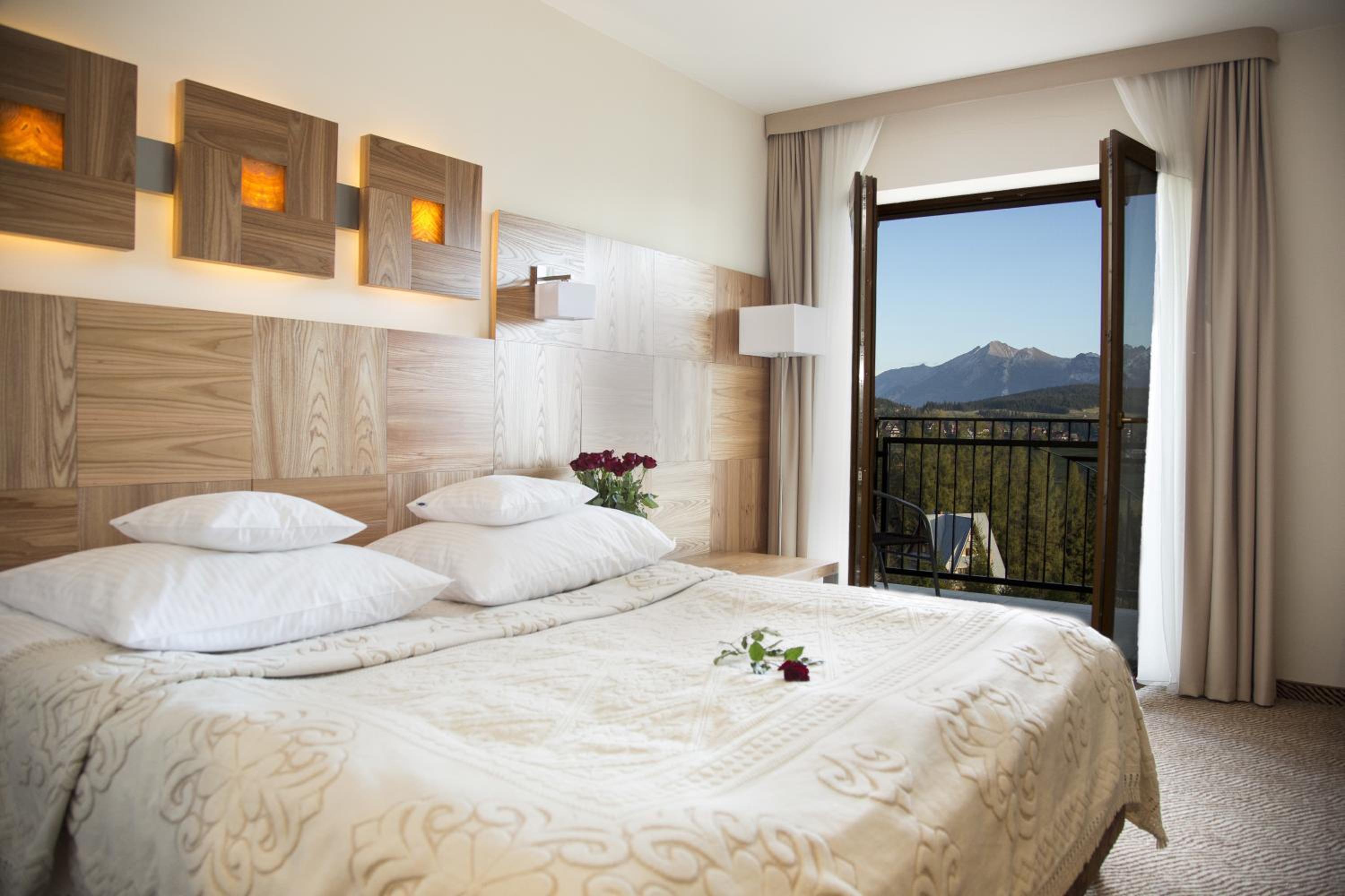 Double Room with Mountain View - Photo 5
