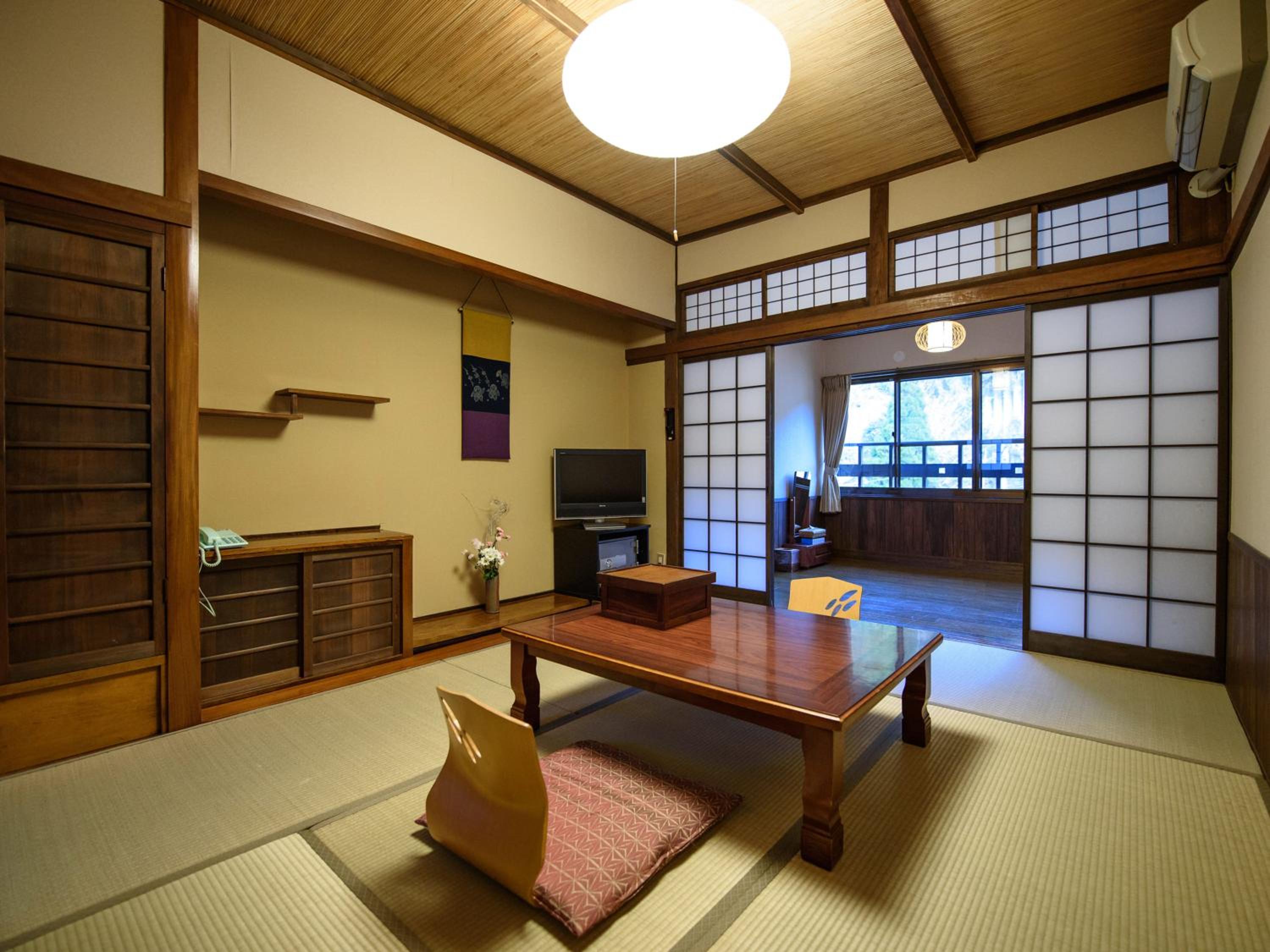 Japanese-Style Room - Main Building photo 3