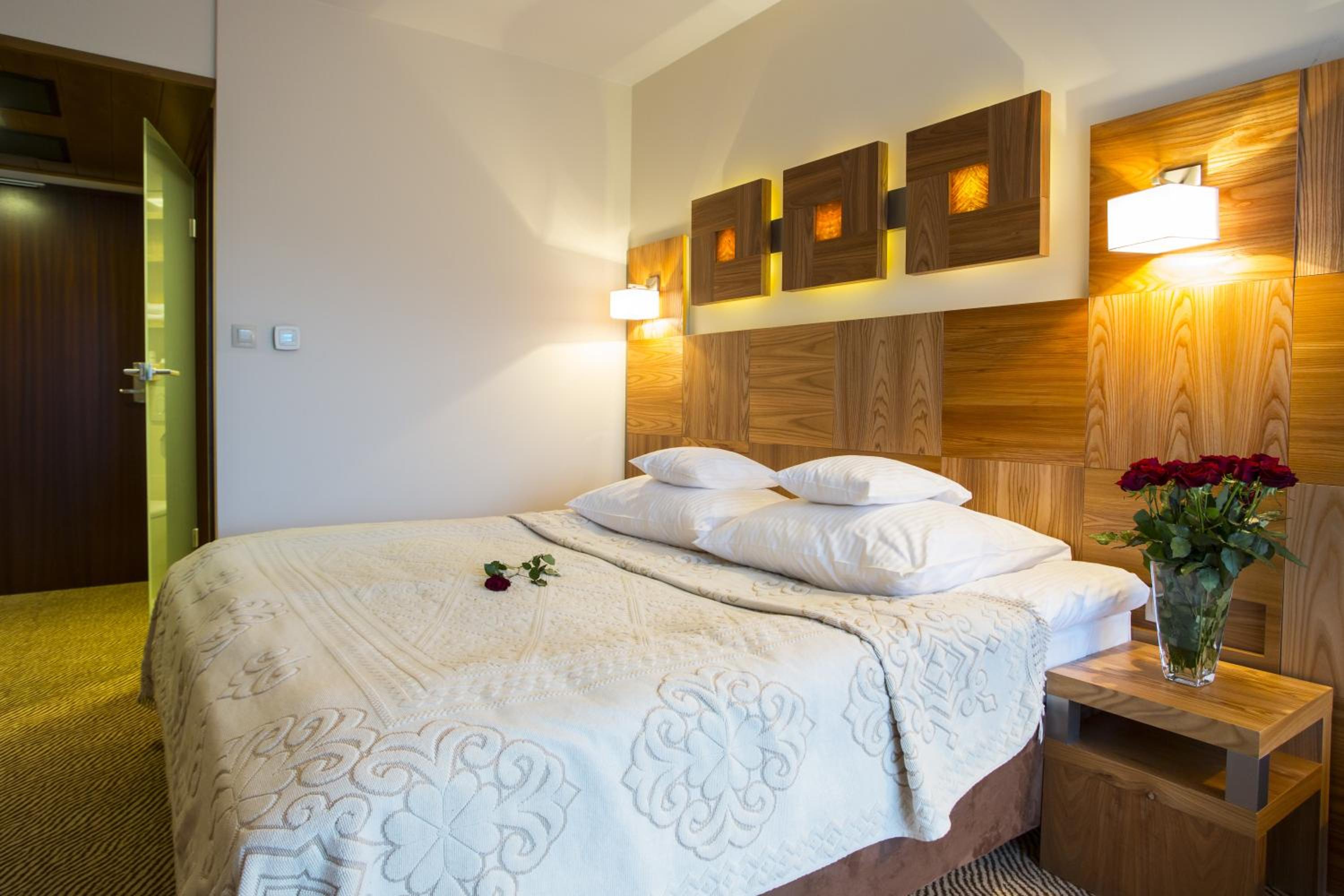 Double Room with Mountain View - Photo 4