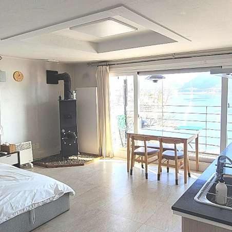 Double Room with Balcony and Sea View