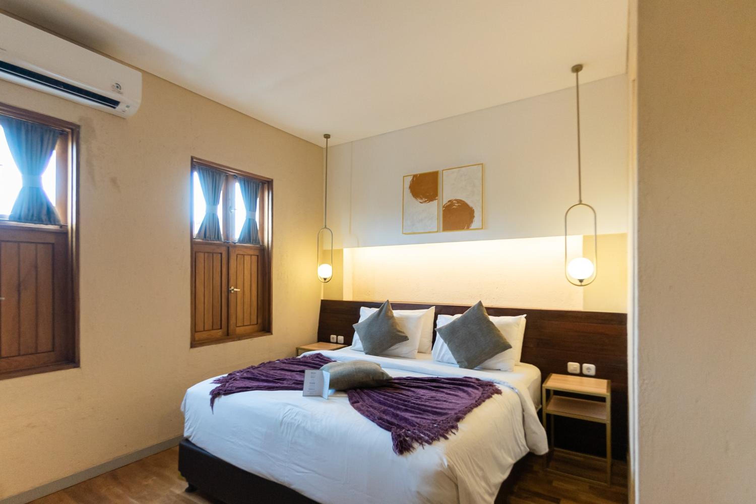 Superior King Room