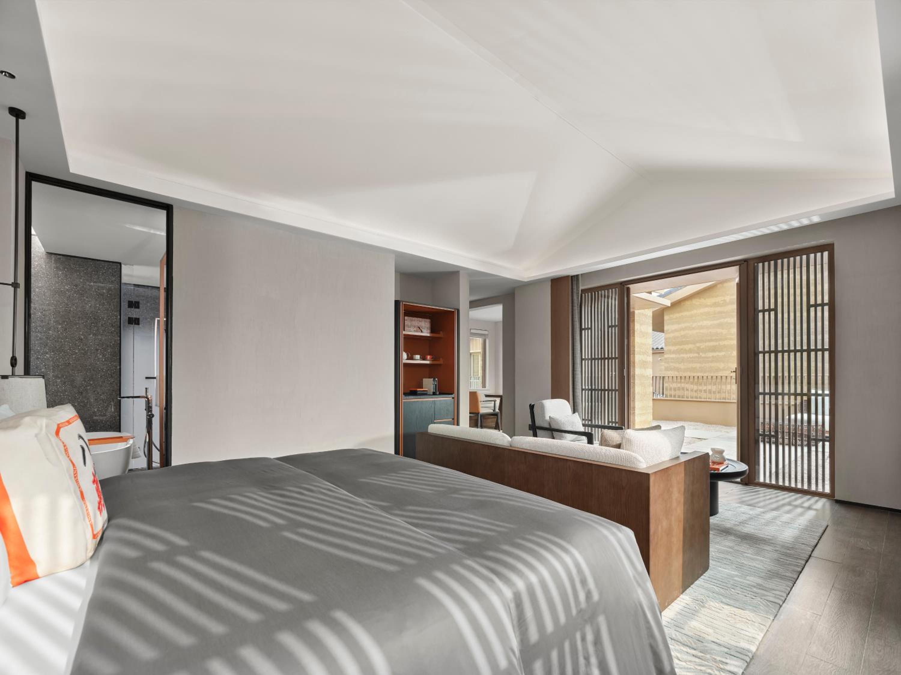 Suite with Terrace photo 2