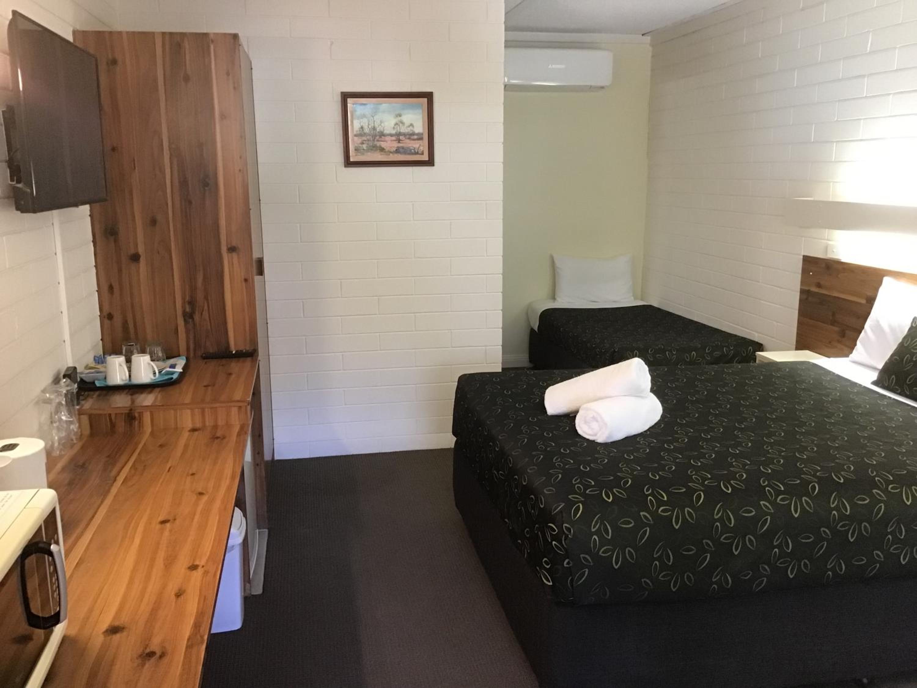 Superior Twin Room - Photo 1