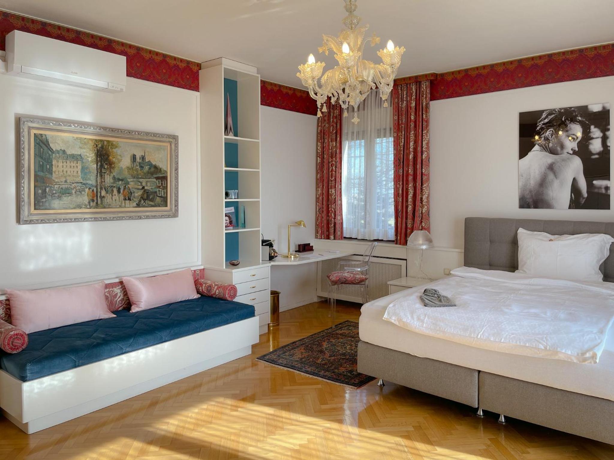 Deluxe Double Room with Balcony photo 1