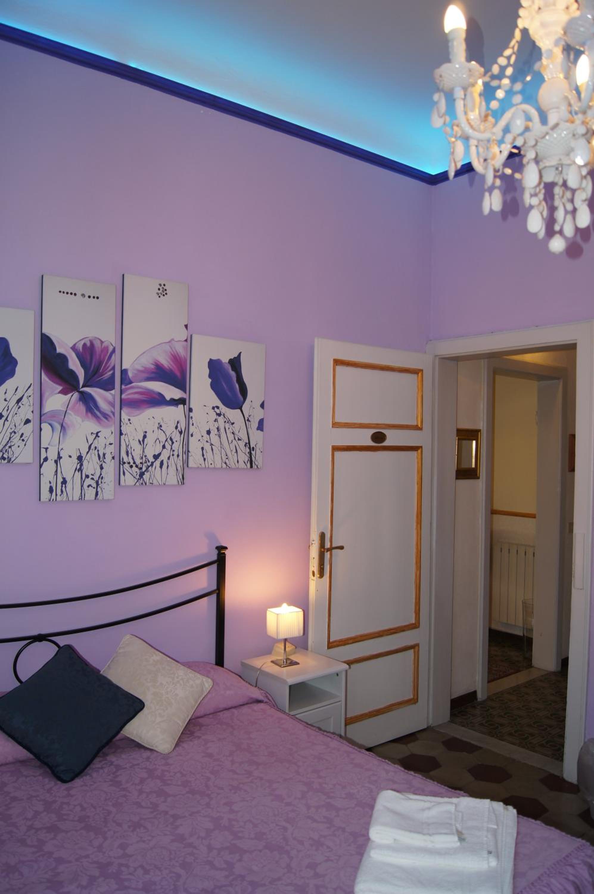 Standard Double Room - Photo 26