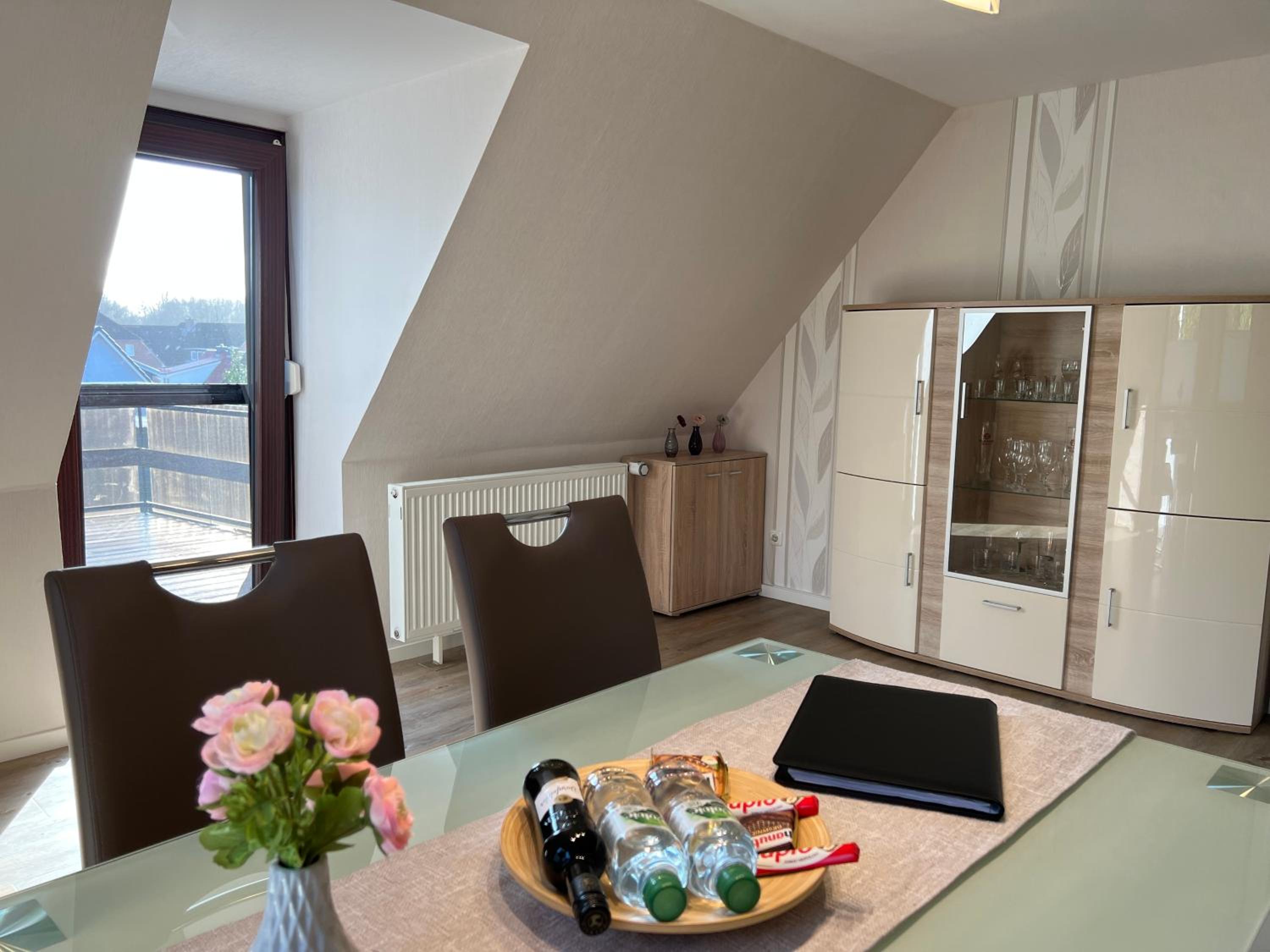 Apartment with Balcony - Photo 18