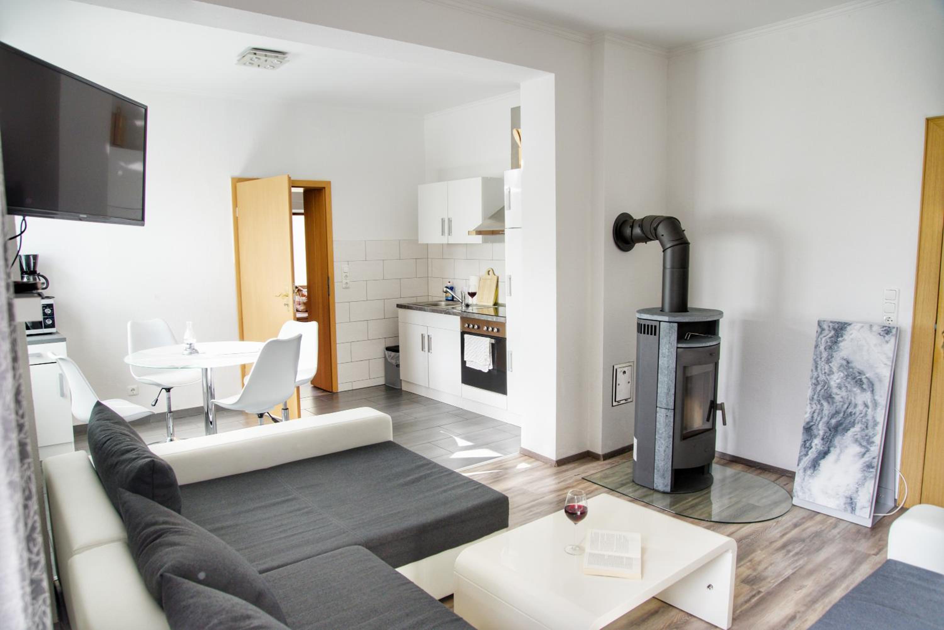 Two-Bedroom Deluxe Apartment with Garden View