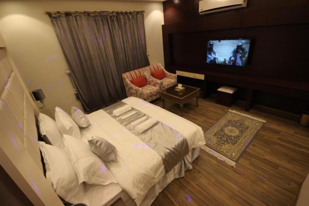 Suite photo 1