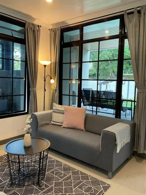 Villa photo 2