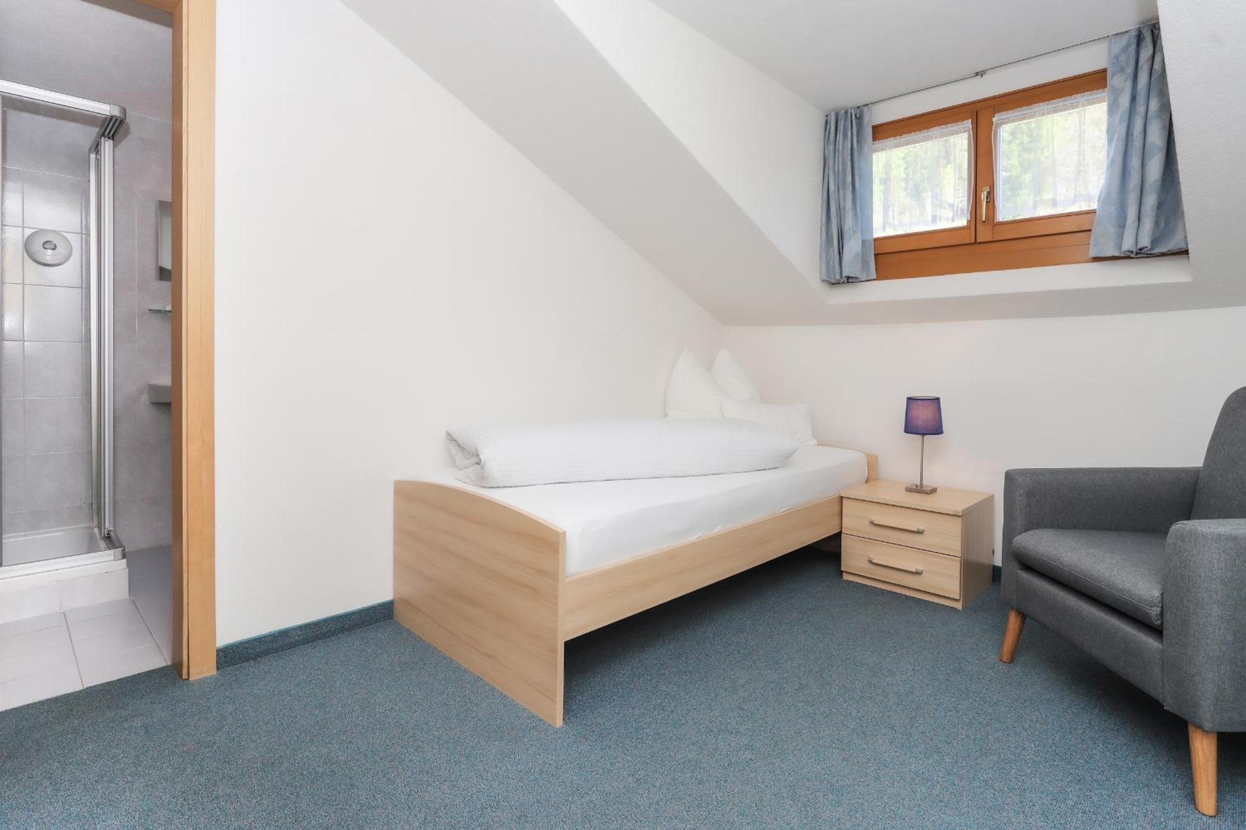 Single Room photo 3
