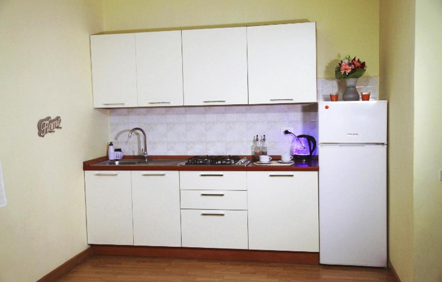 Two-Bedroom Apartment with Garden View photo 3