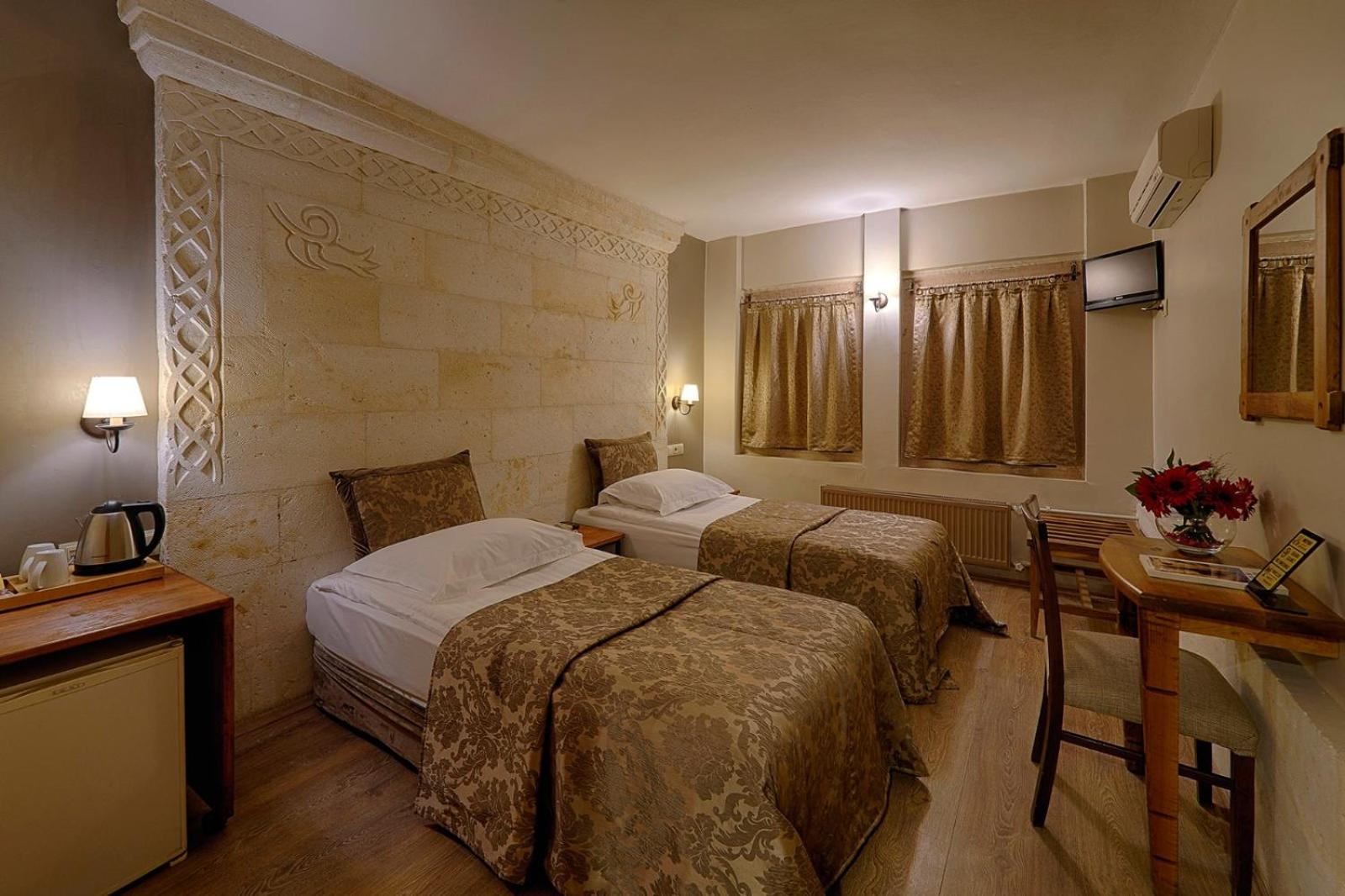Stone Twin Room photo 1