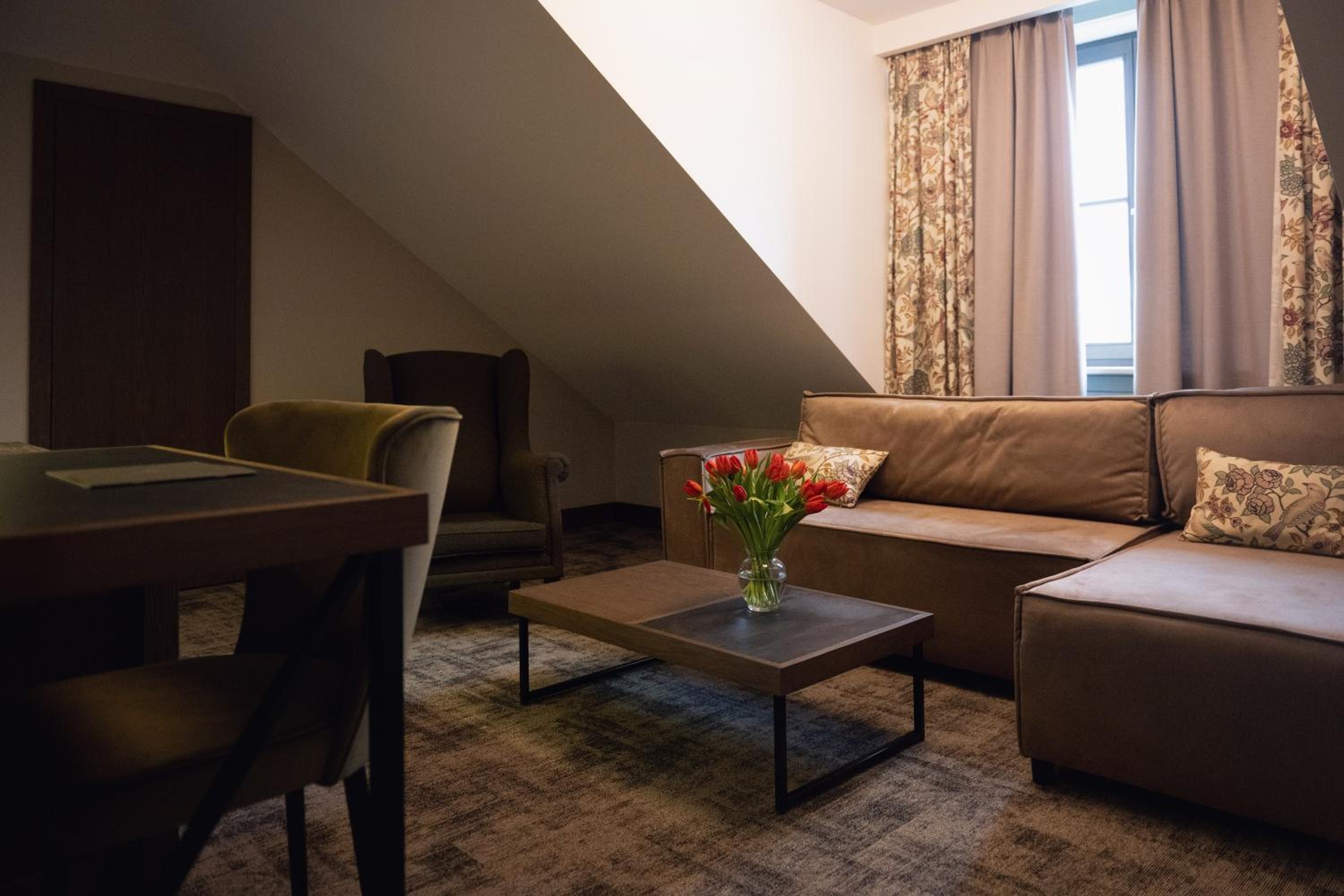 Suite photo 1