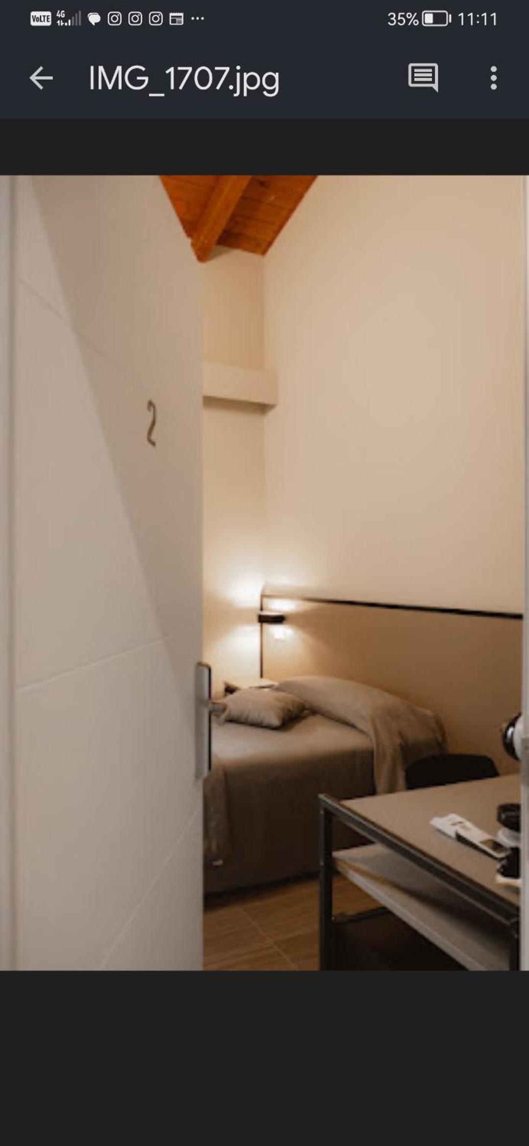 Single Room photo 3