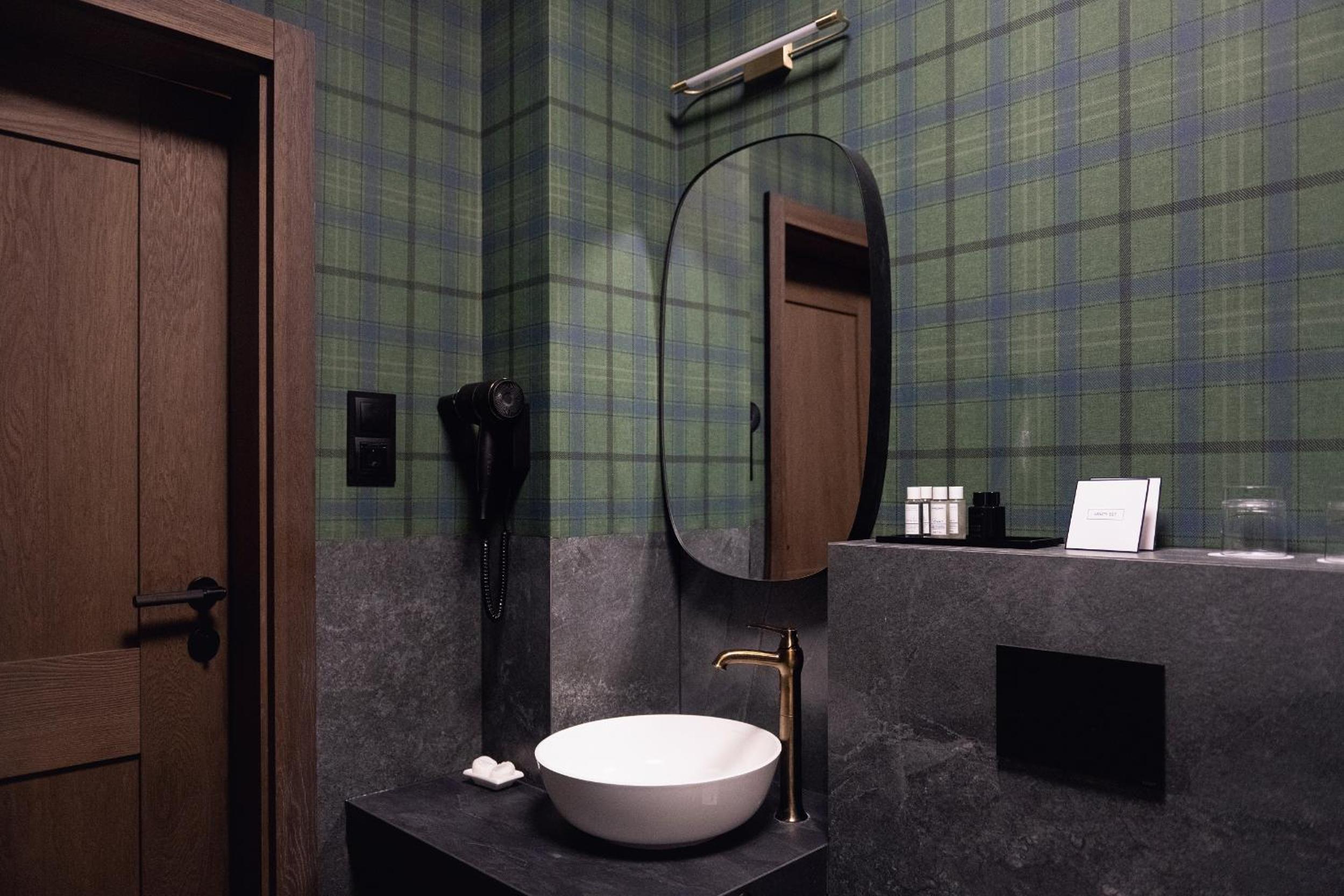 Deluxe Suite photo 3
