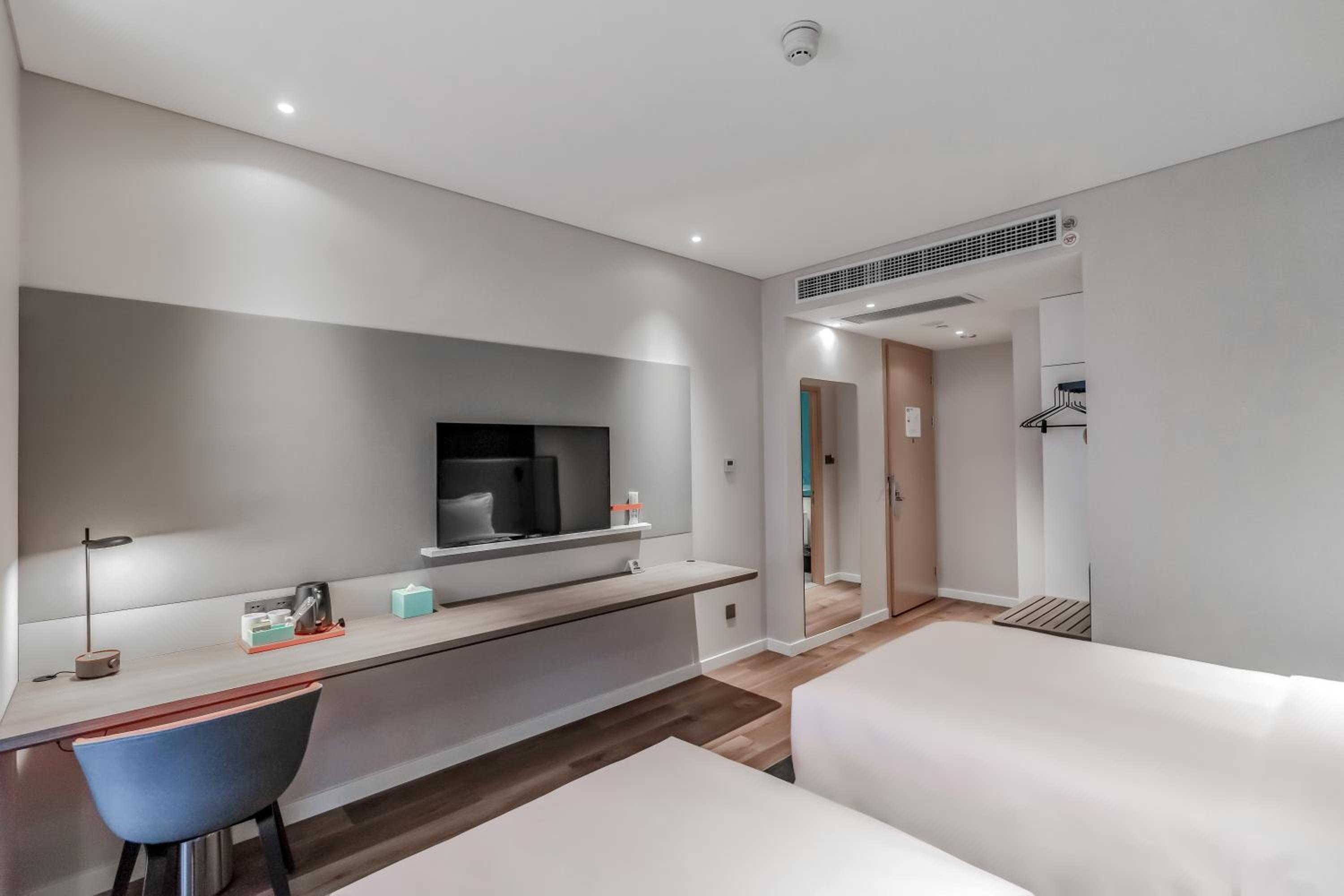 Standard Room - Photo 1