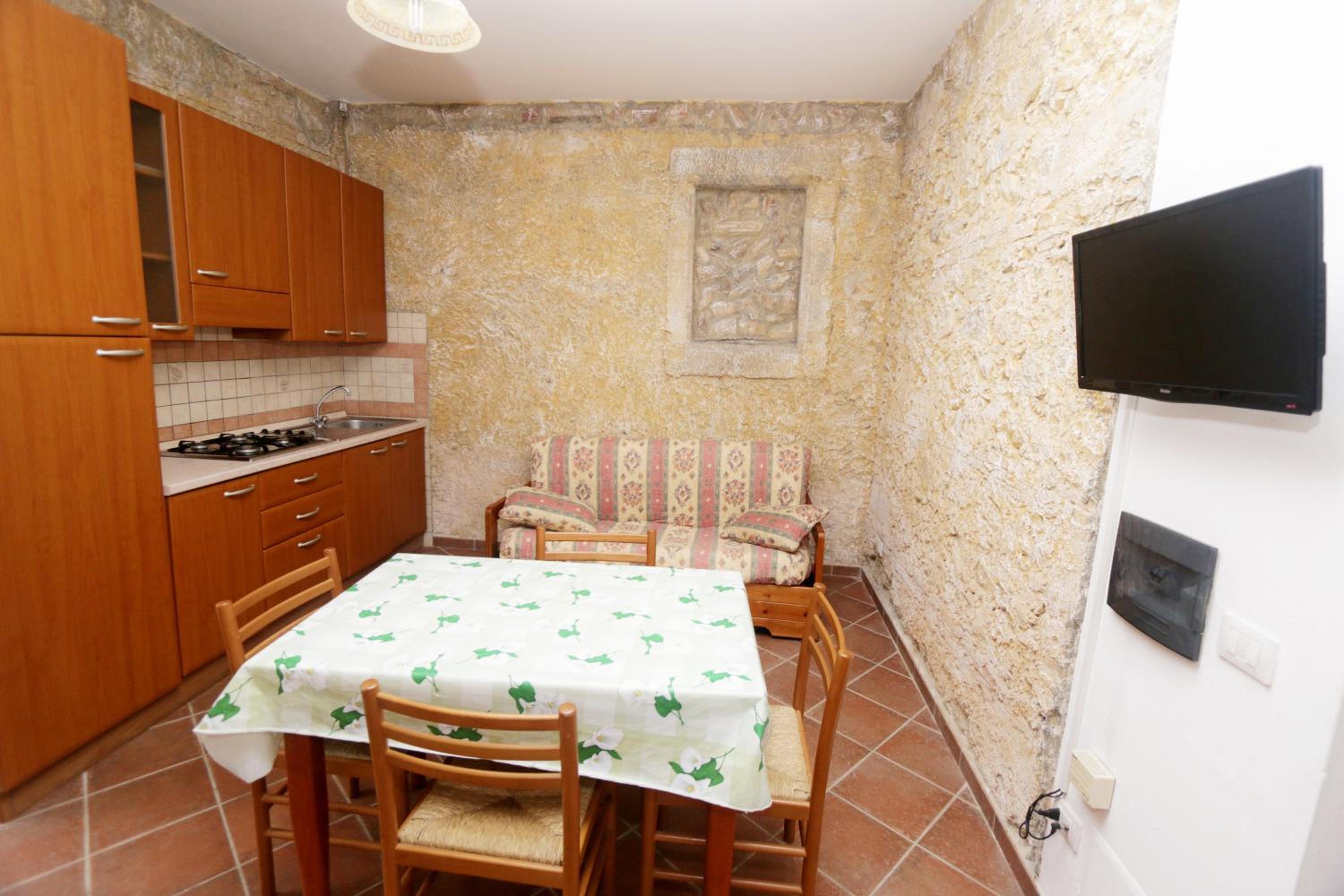 One-Bedroom Apartment (4 Adults) - Photo 12