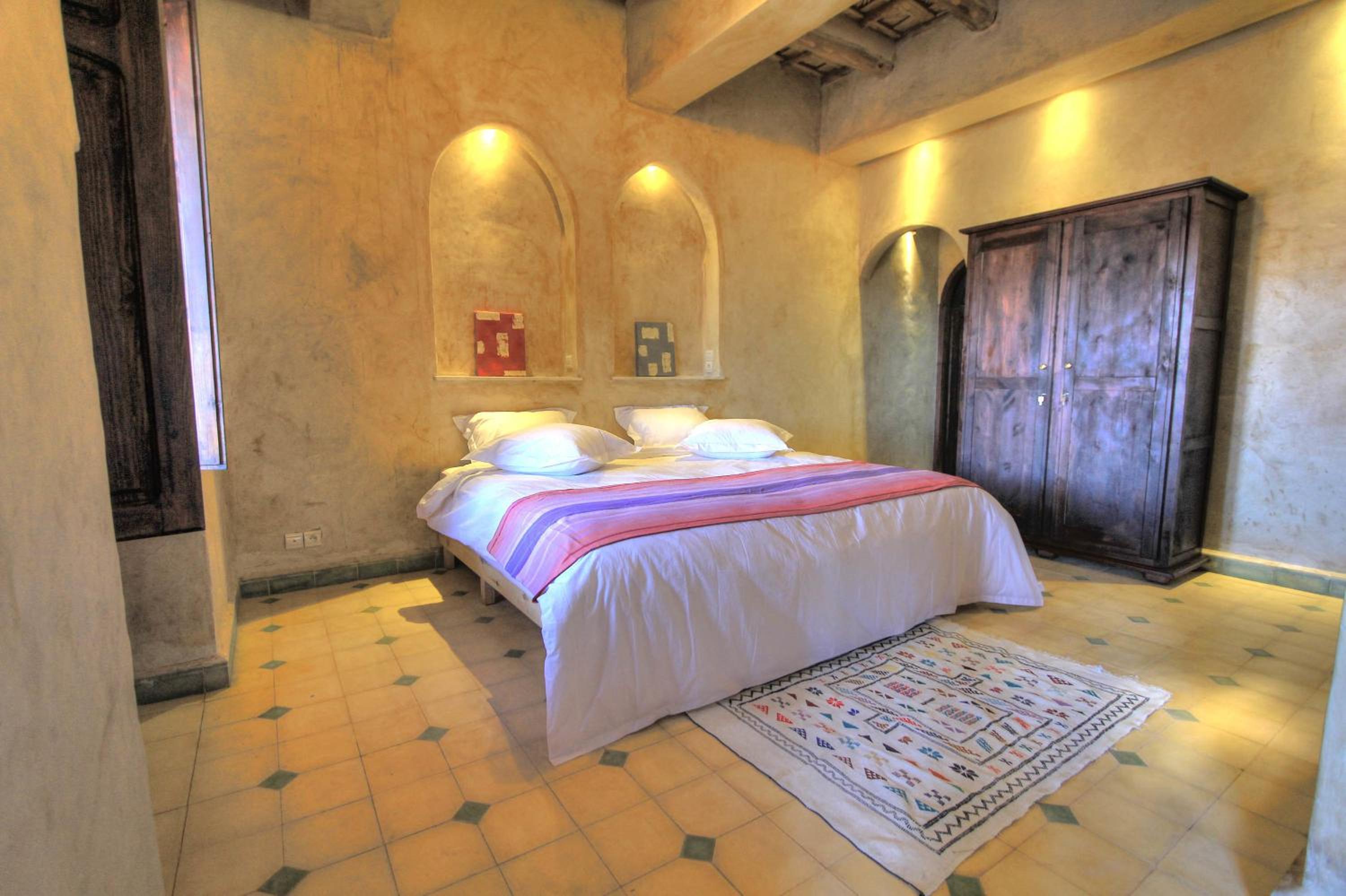 King Suite with Balcony photo 3