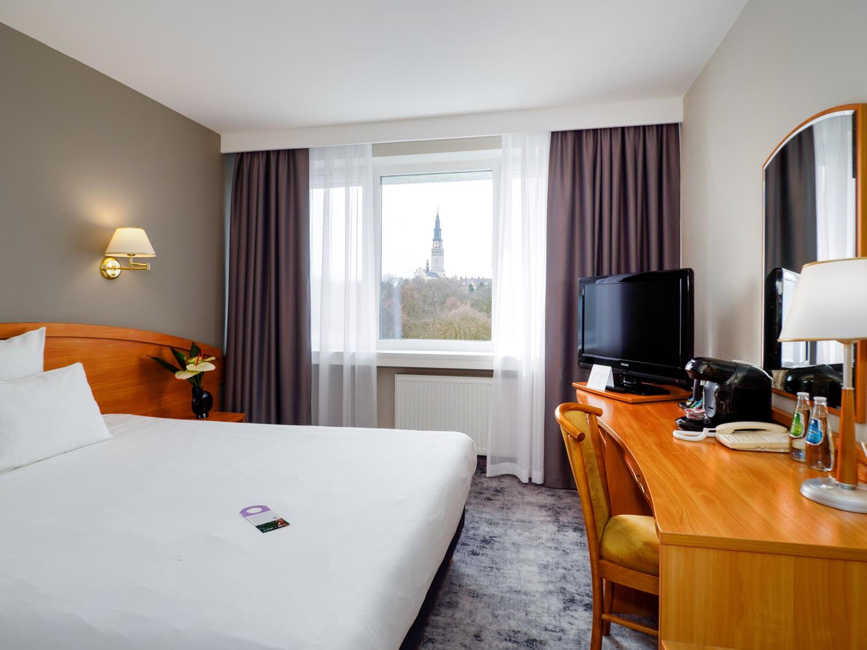 Superior Double Room with Park View - Photo 1