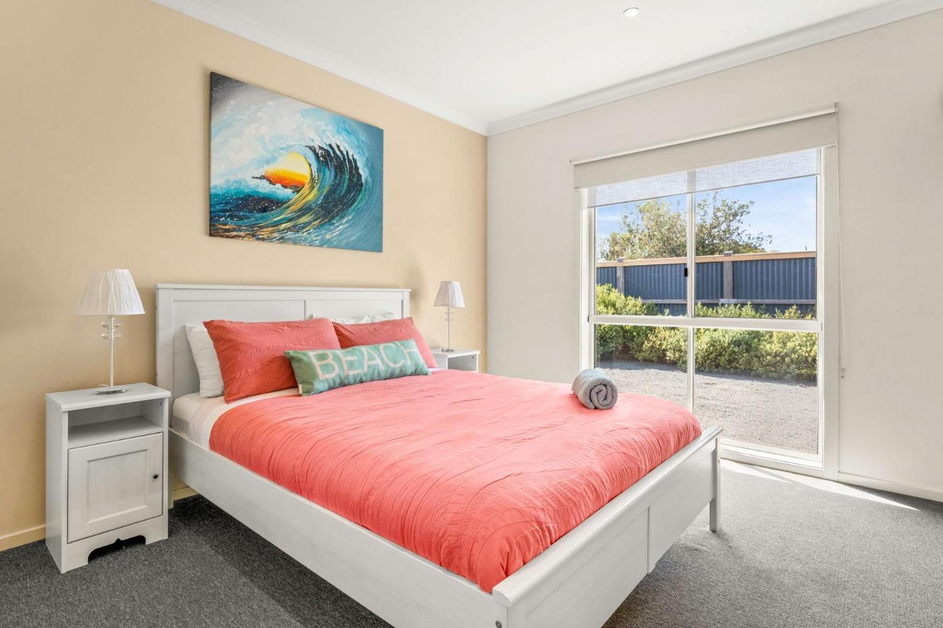 Three-Bedroom House photo 1