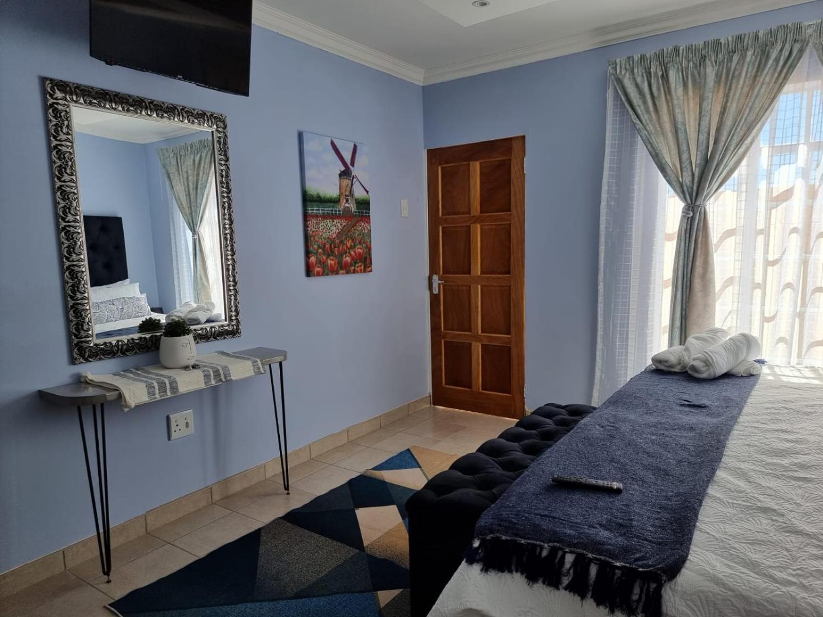 Quadruple Room with Private Bathroom - Photo 5