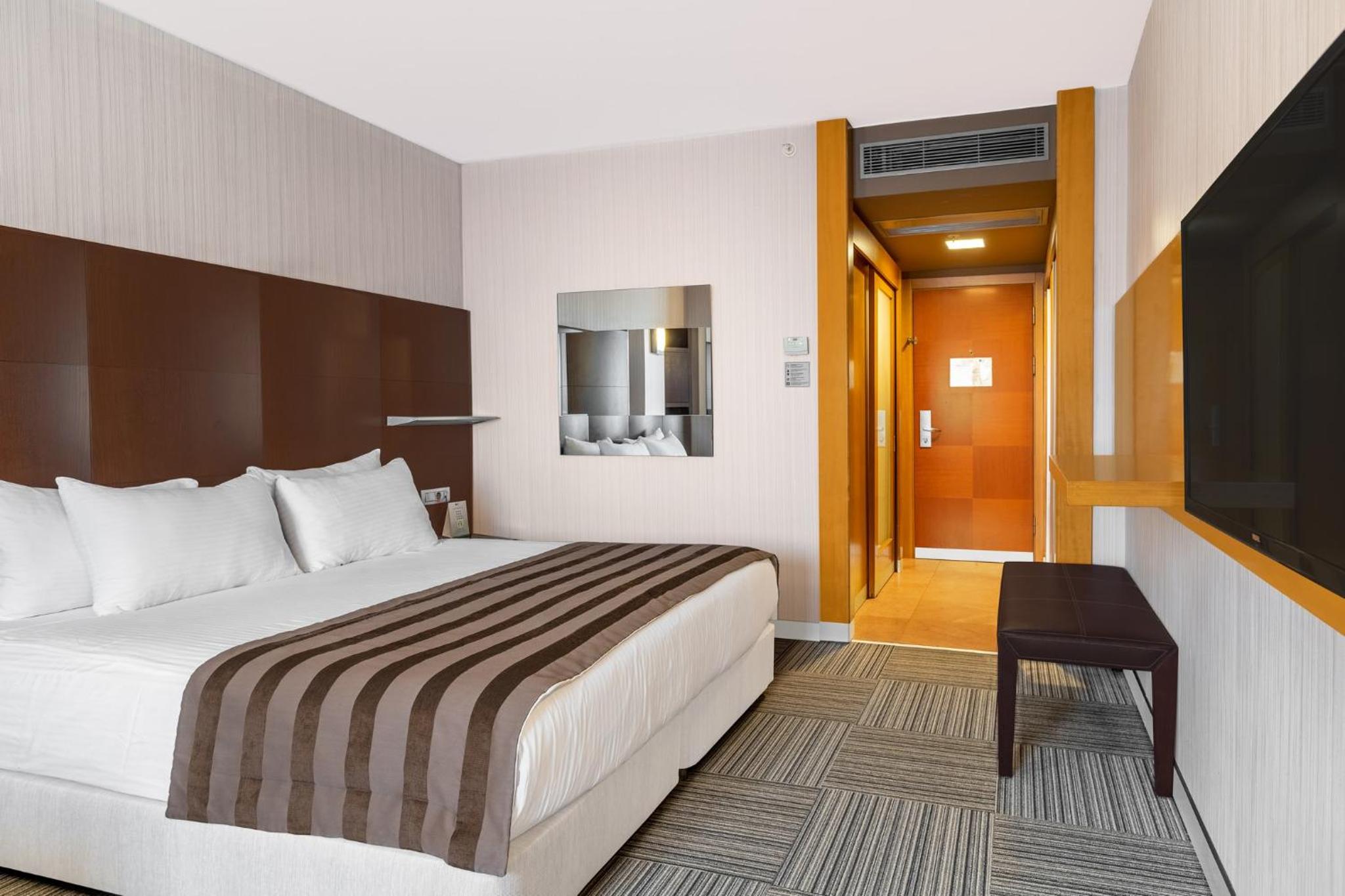 Executive Room with Lounge Access