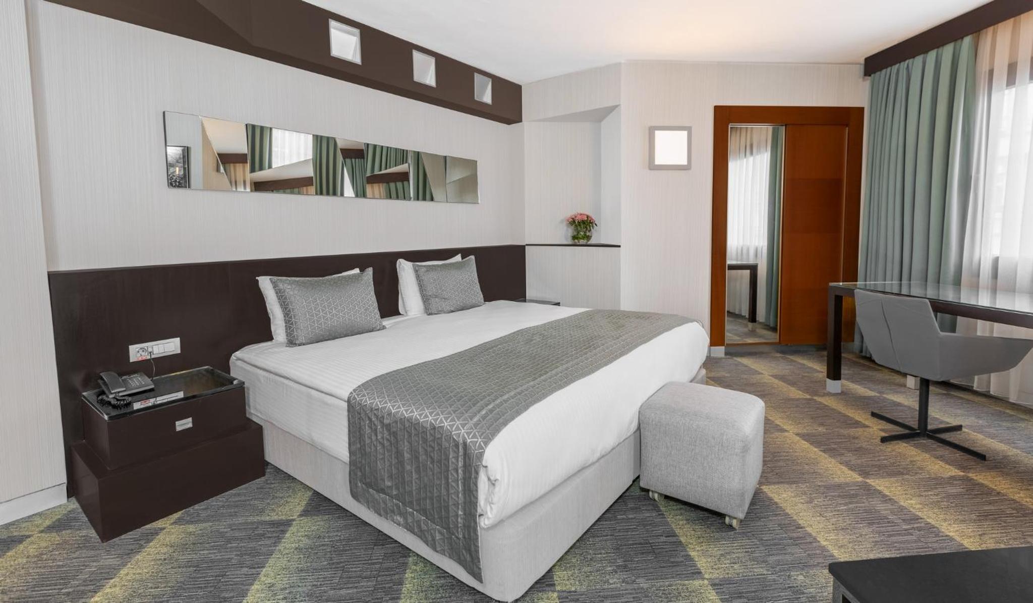 Available room