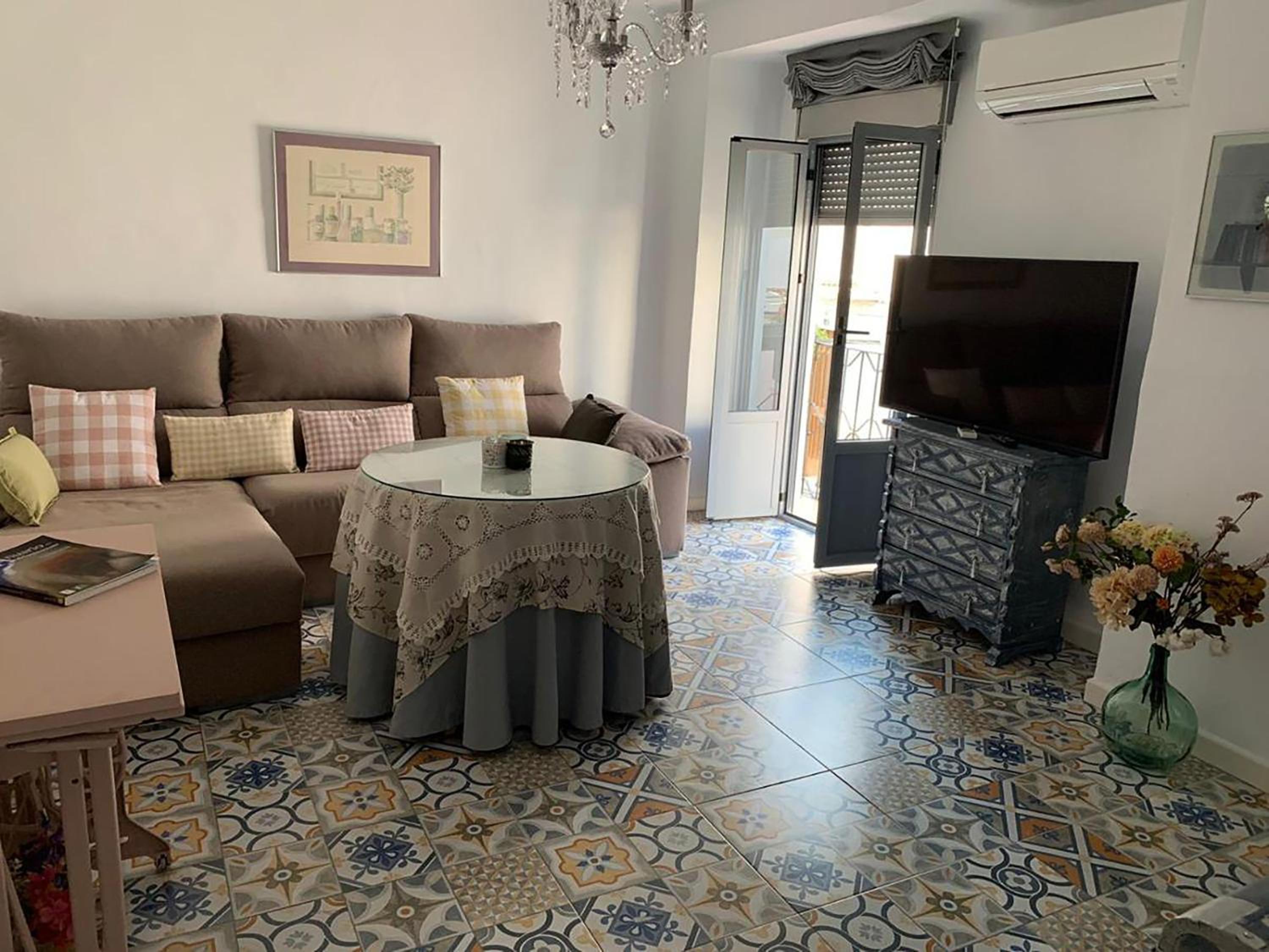 Apartamento con Balcón