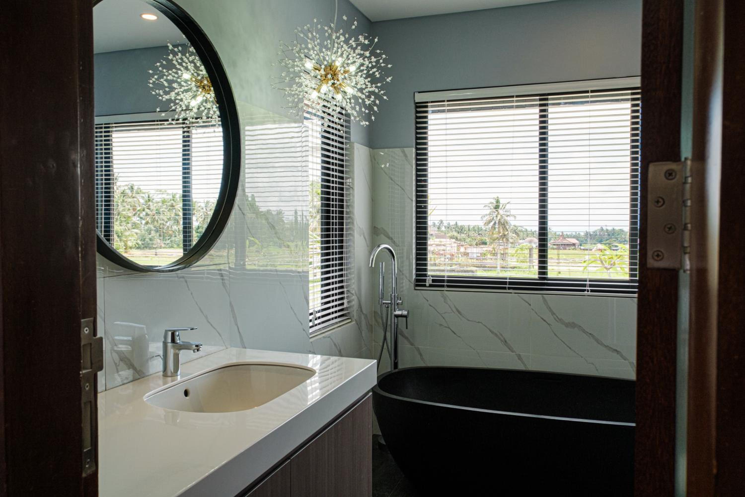 Two-Bedroom Villa - Photo 24
