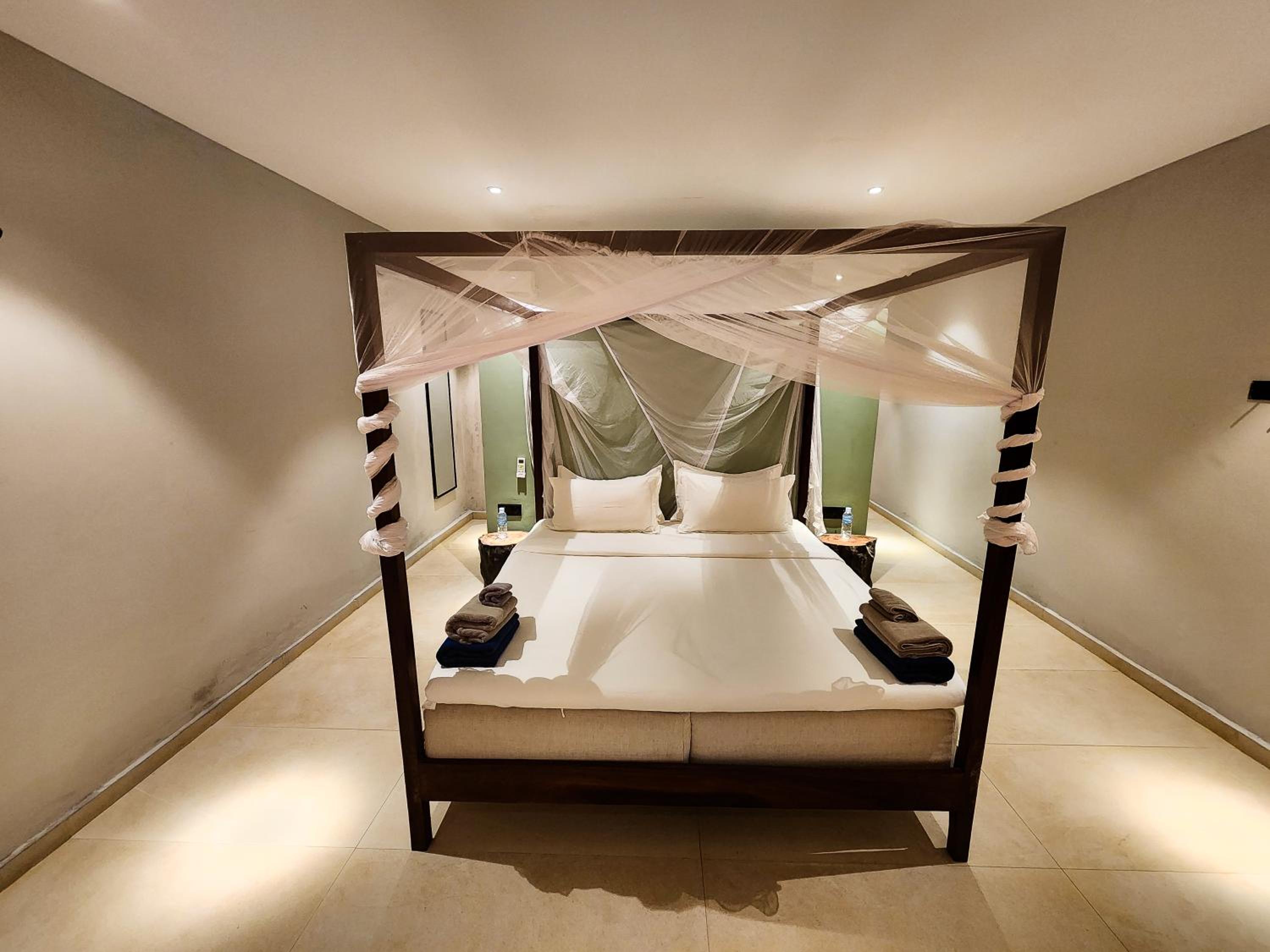 Double Room with Garden View - Photo 22