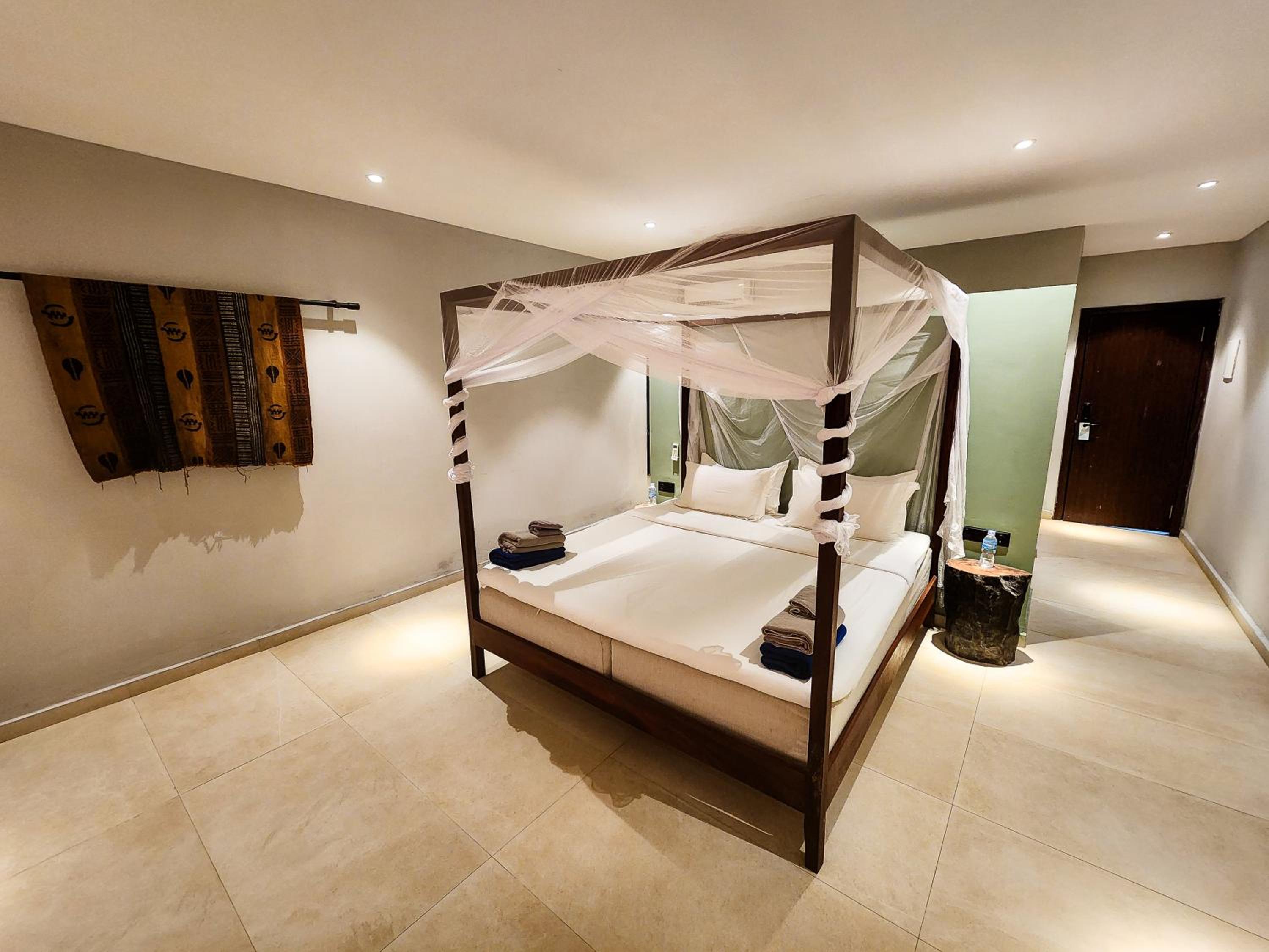 Double Room with Garden View - Photo 23