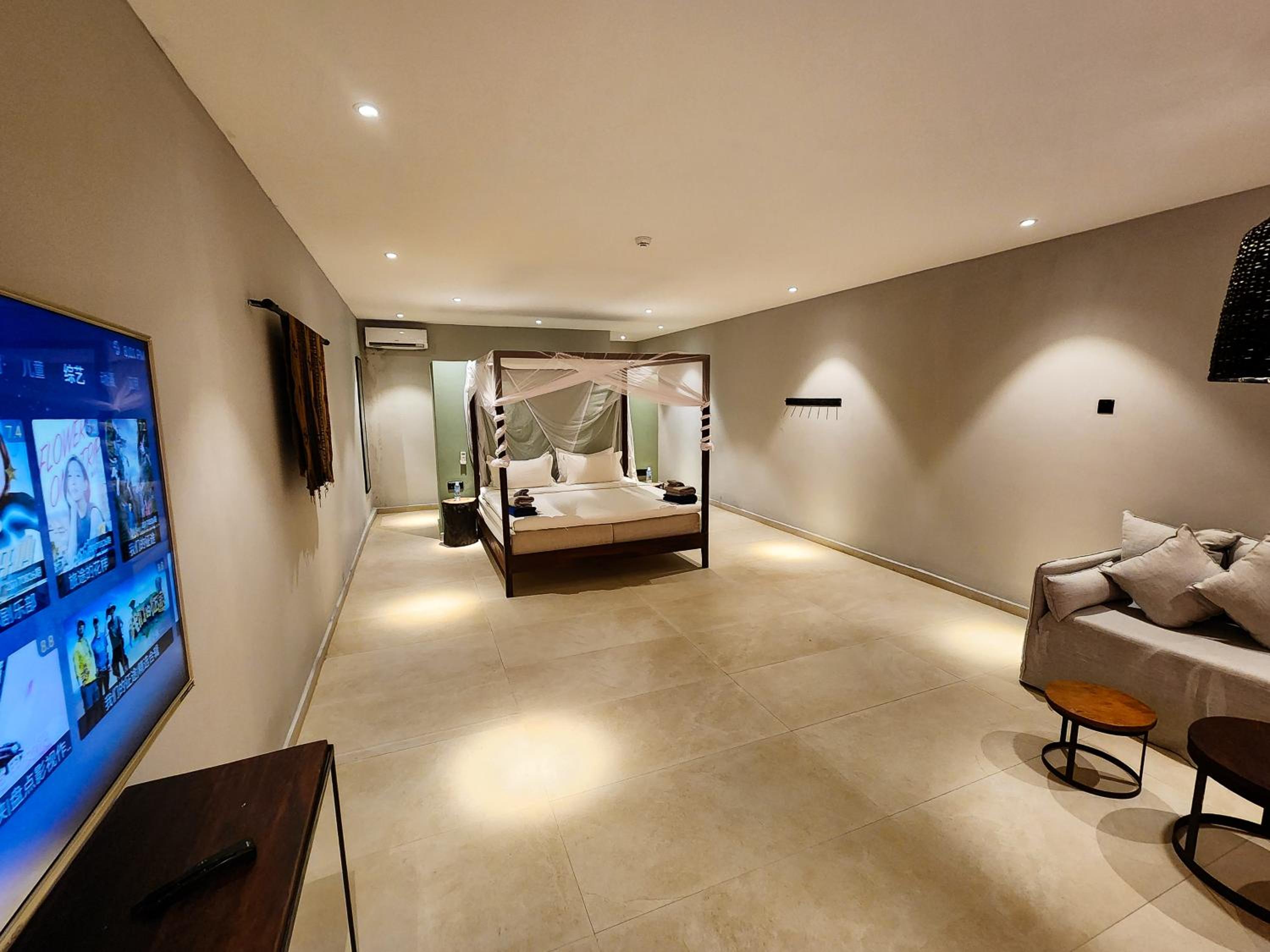 Double Room with Garden View - Photo 16