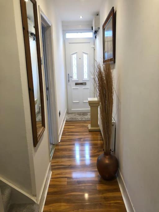 Two-Bedroom House photo 2