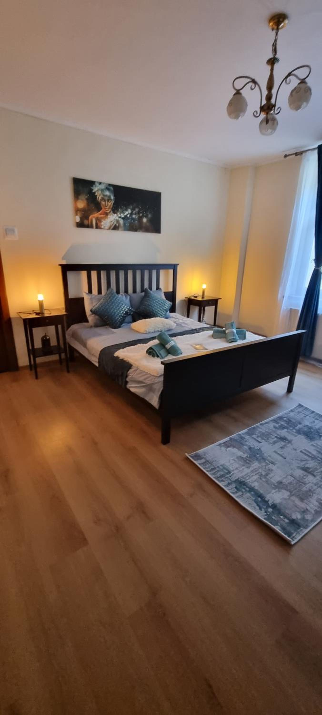 One-Bedroom Apartment - Photo 6