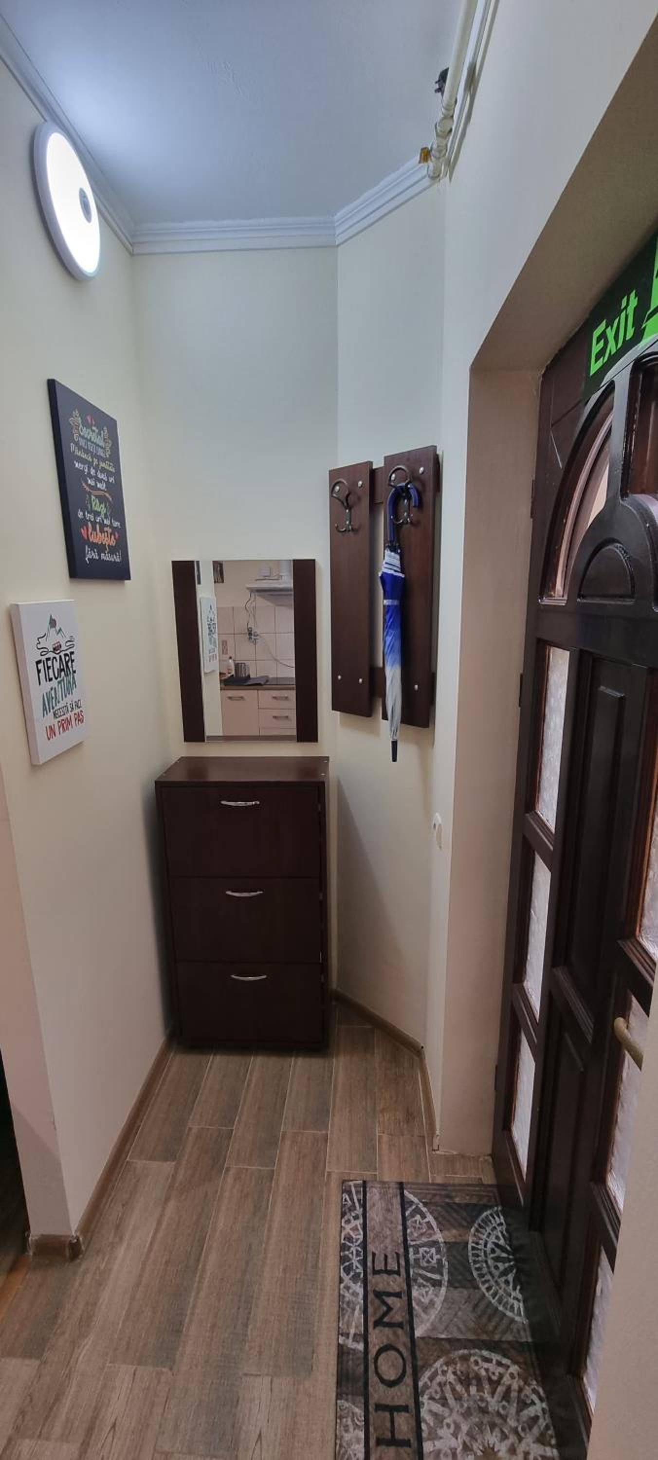 One-Bedroom Apartment - Photo 19