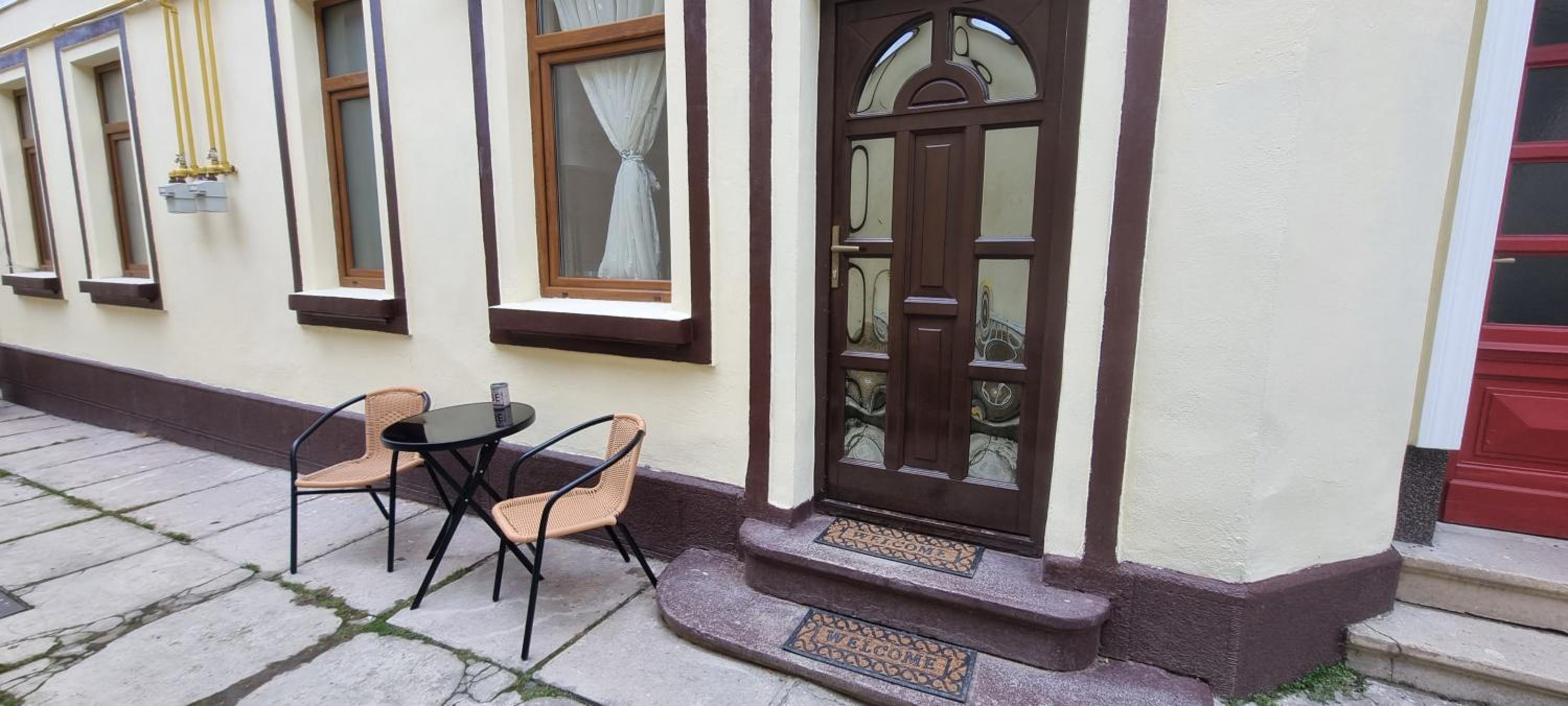 One-Bedroom Apartment - Photo 16