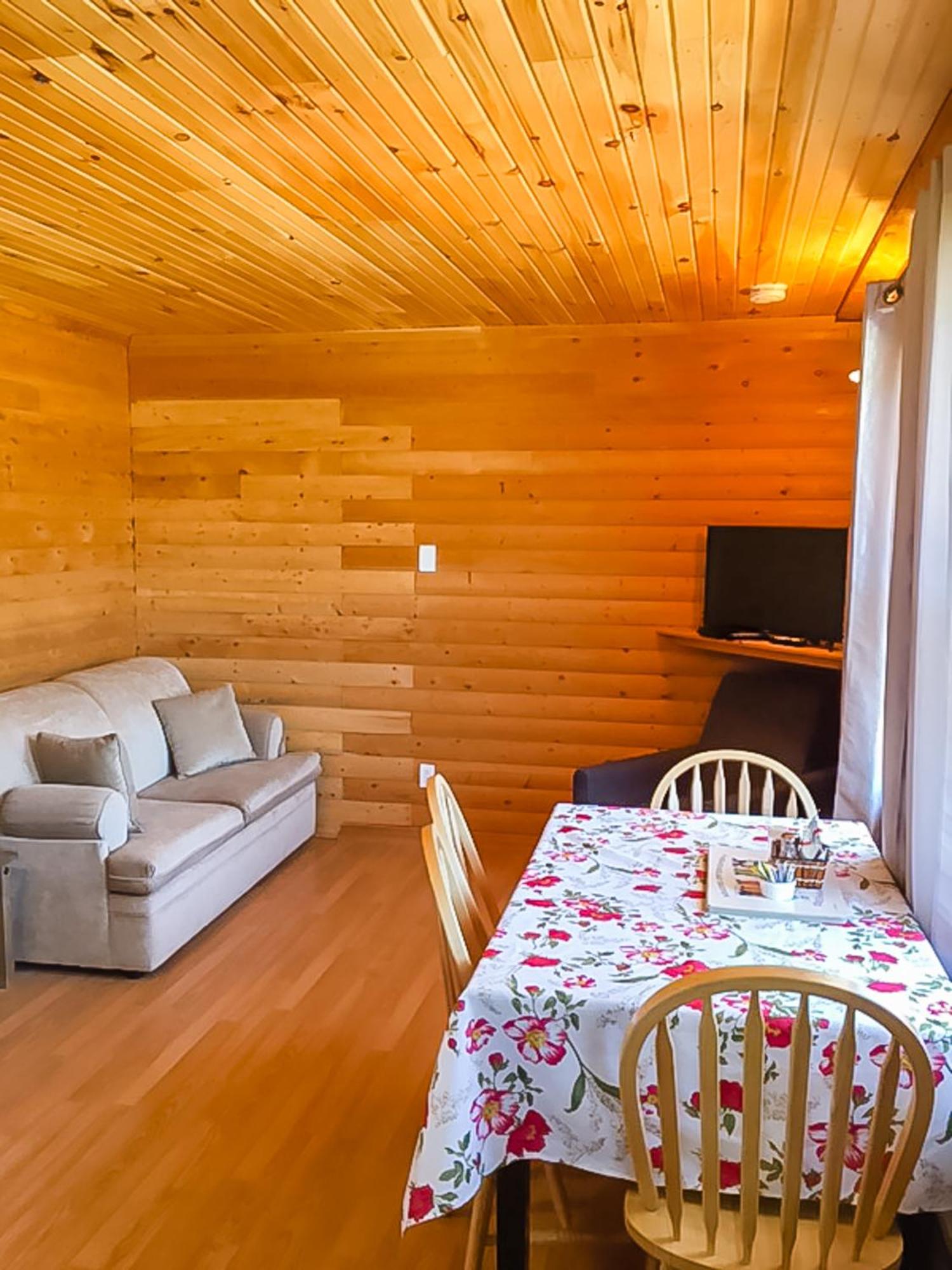 两卧室小屋