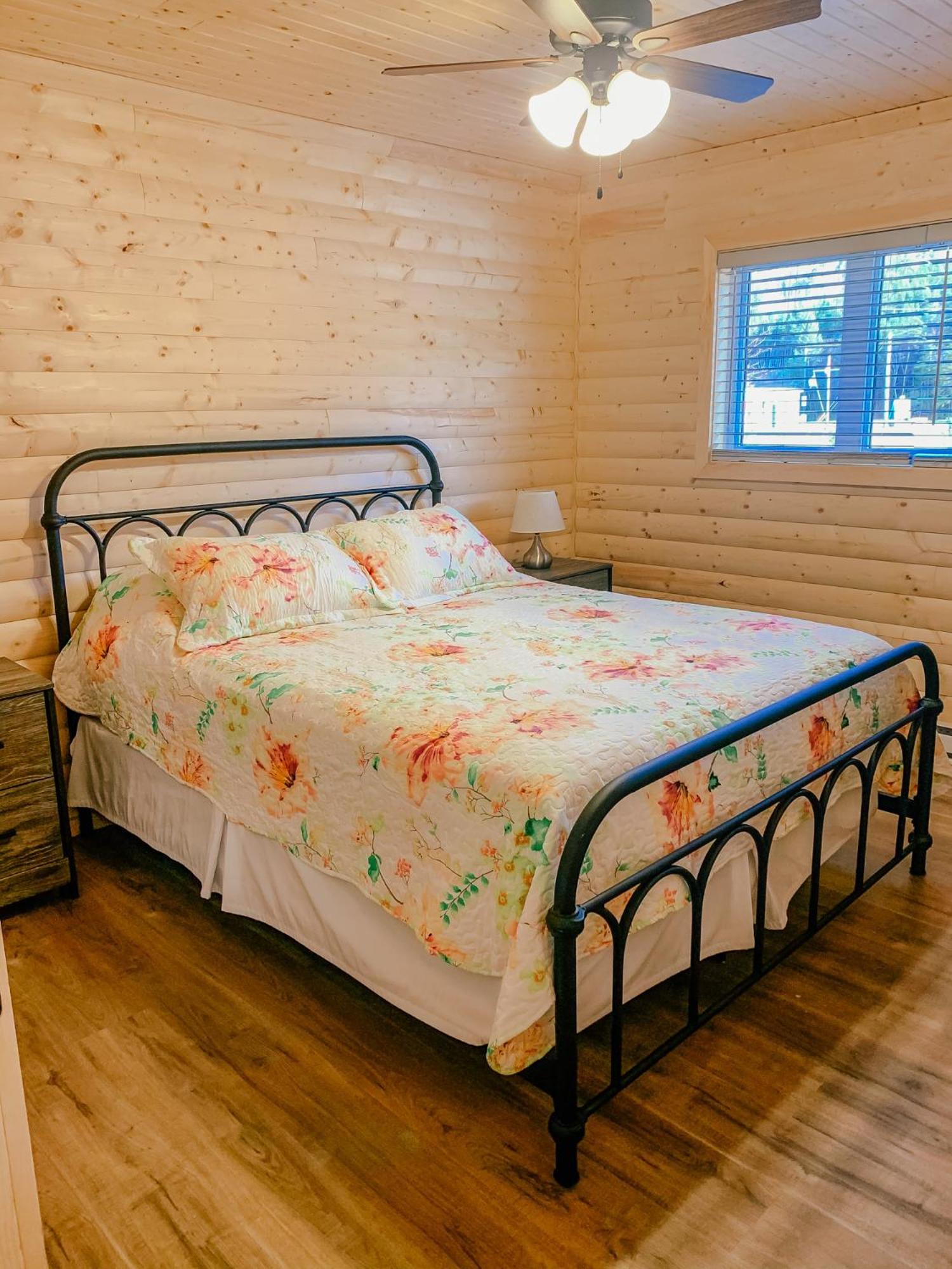 Three-Bedroom Chalet photo 2